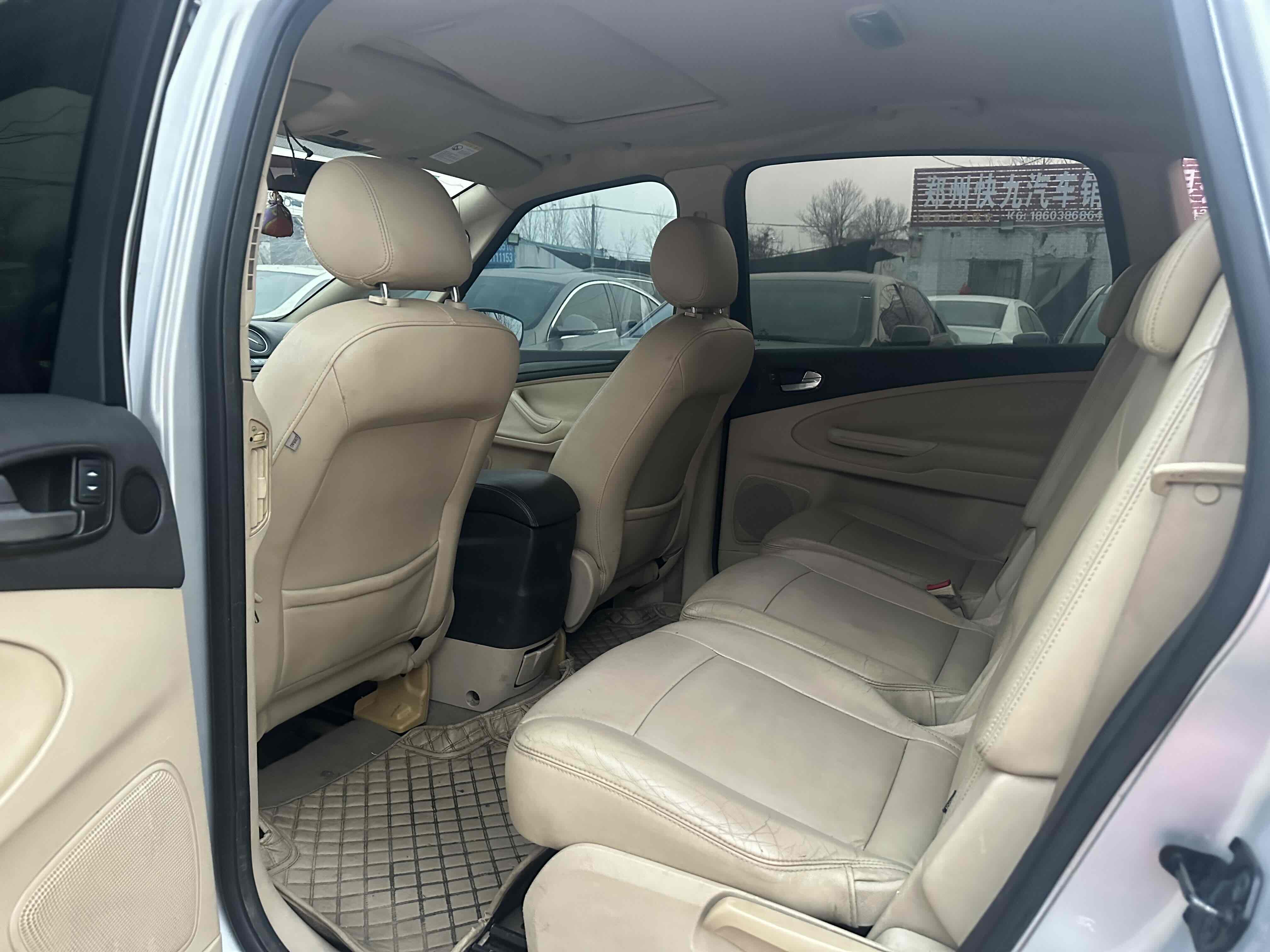 Ford S-MAX 2013 изображение автомобиля #9