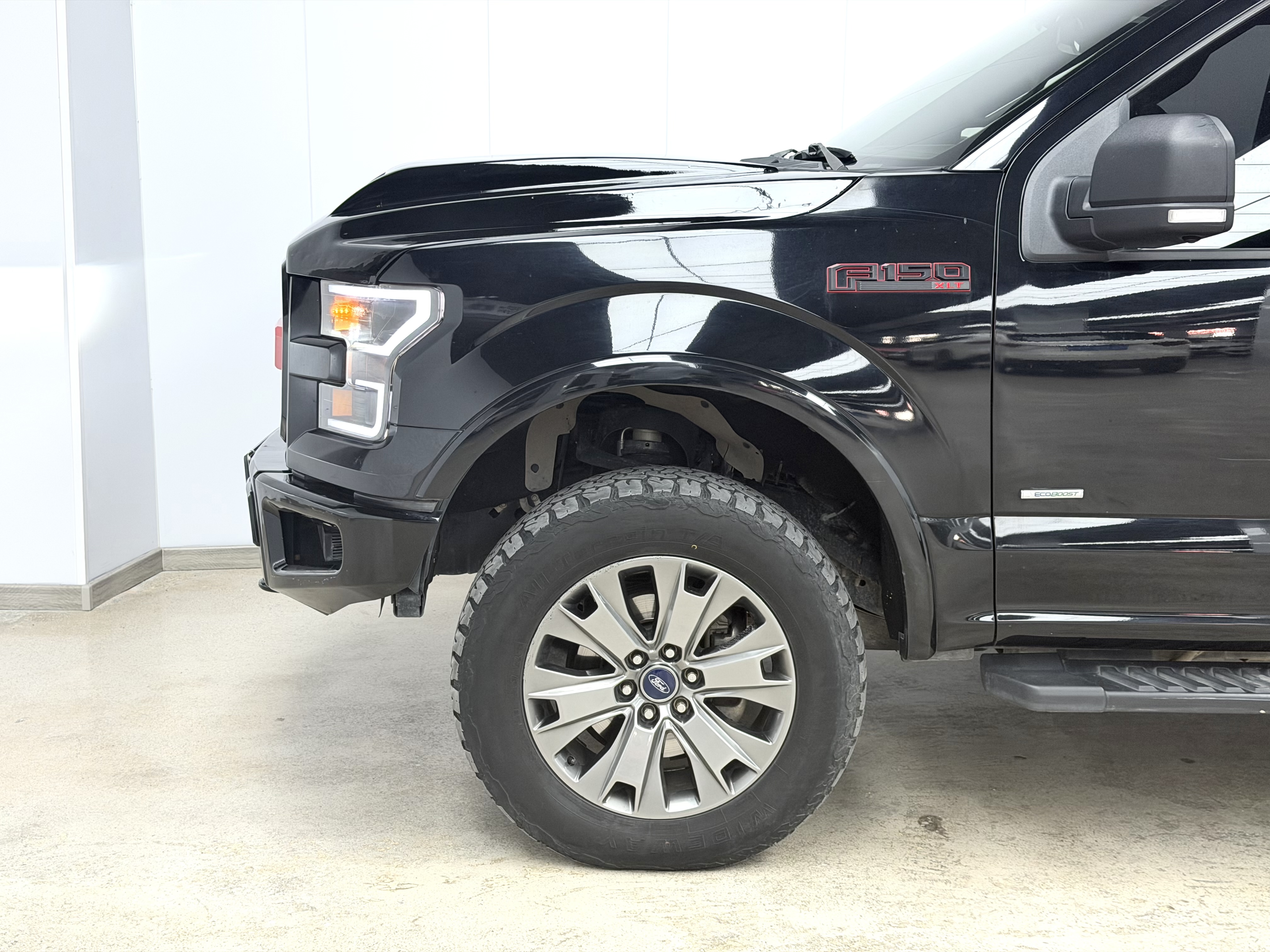Ford F-150 Raptor 2017 car image #9