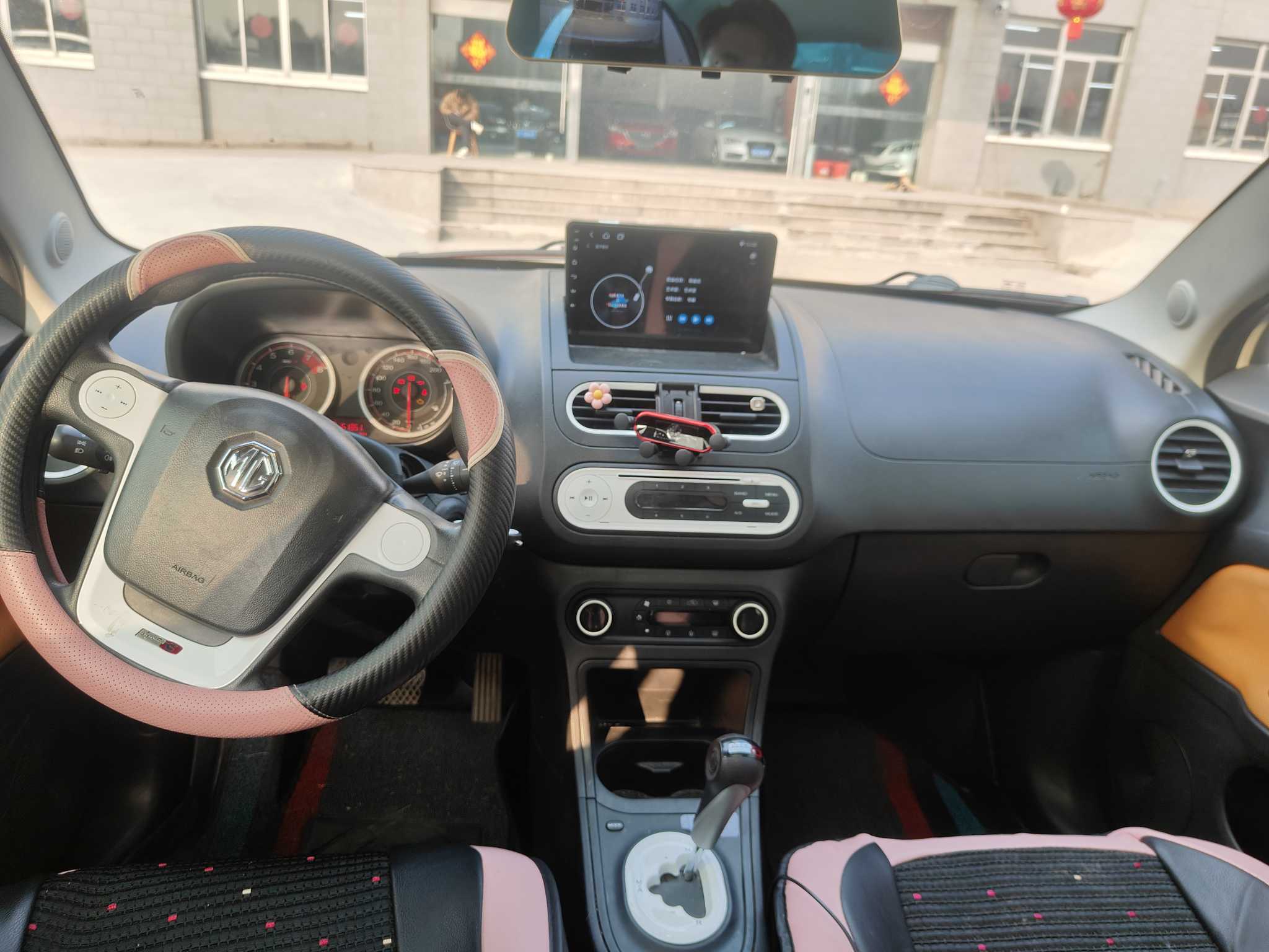 MG 3 2017 car image #9