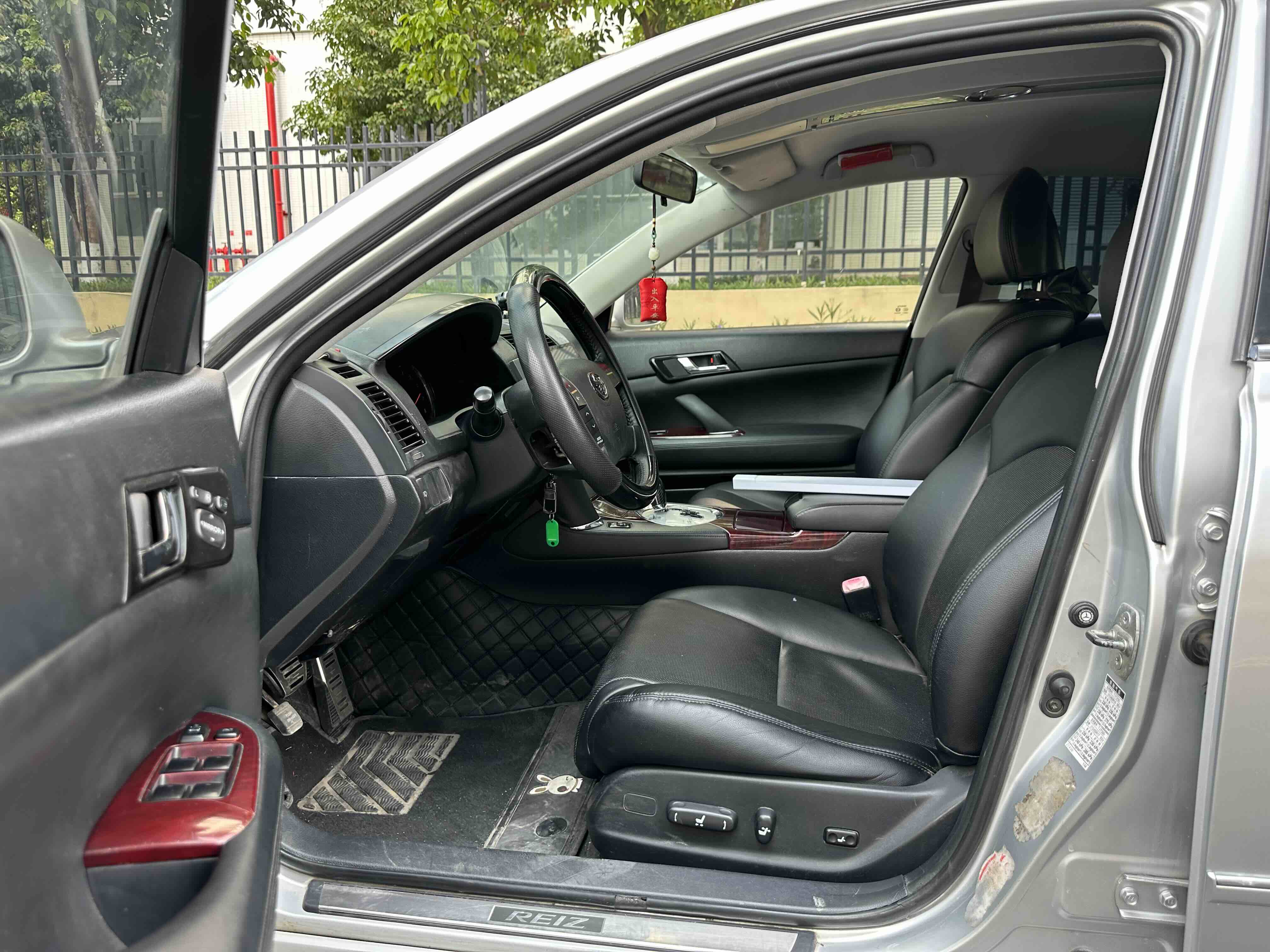 Toyota Reiz 2006 immagine di auto #9