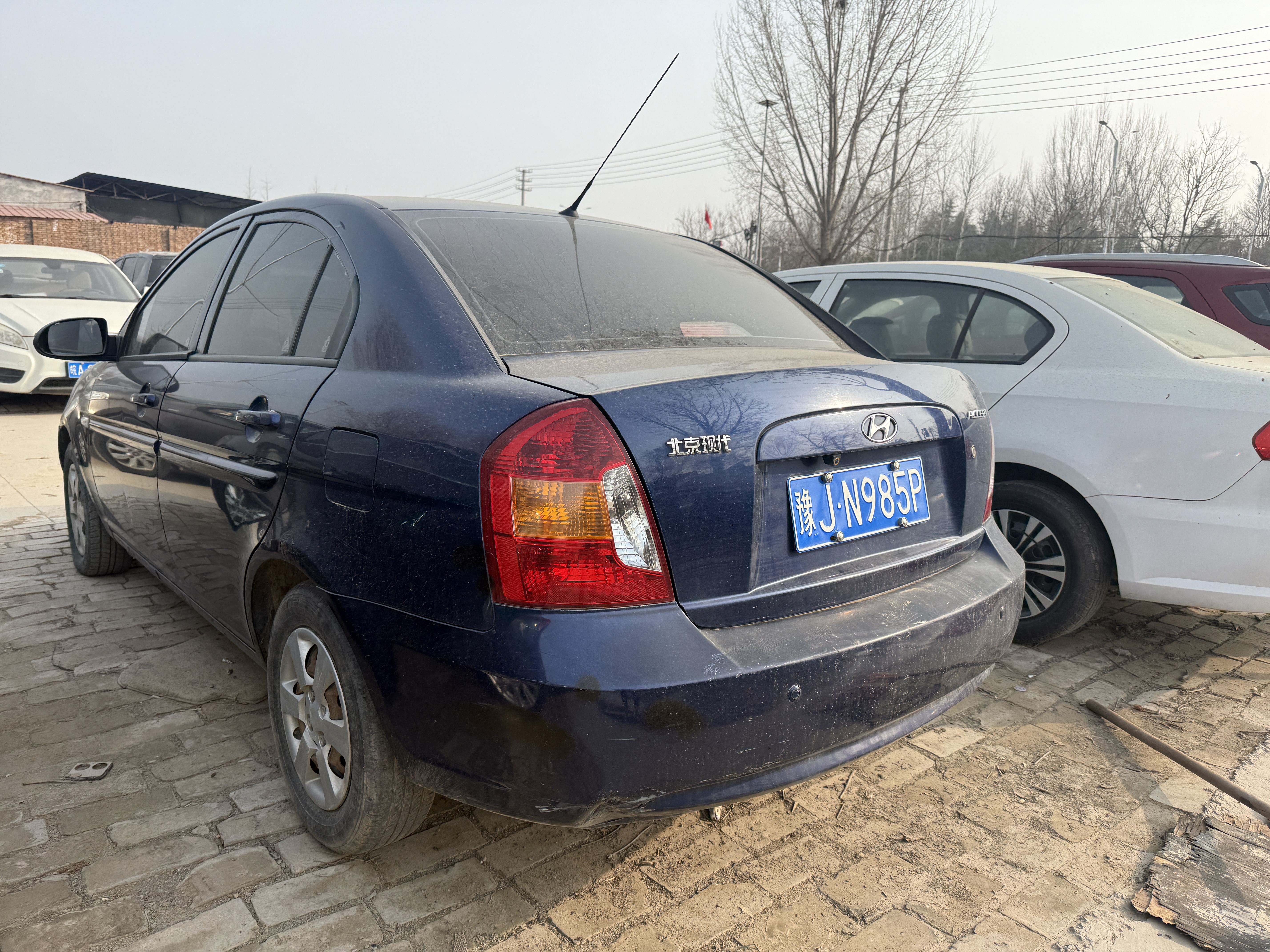 Hyundai Accent 2010 car image #9