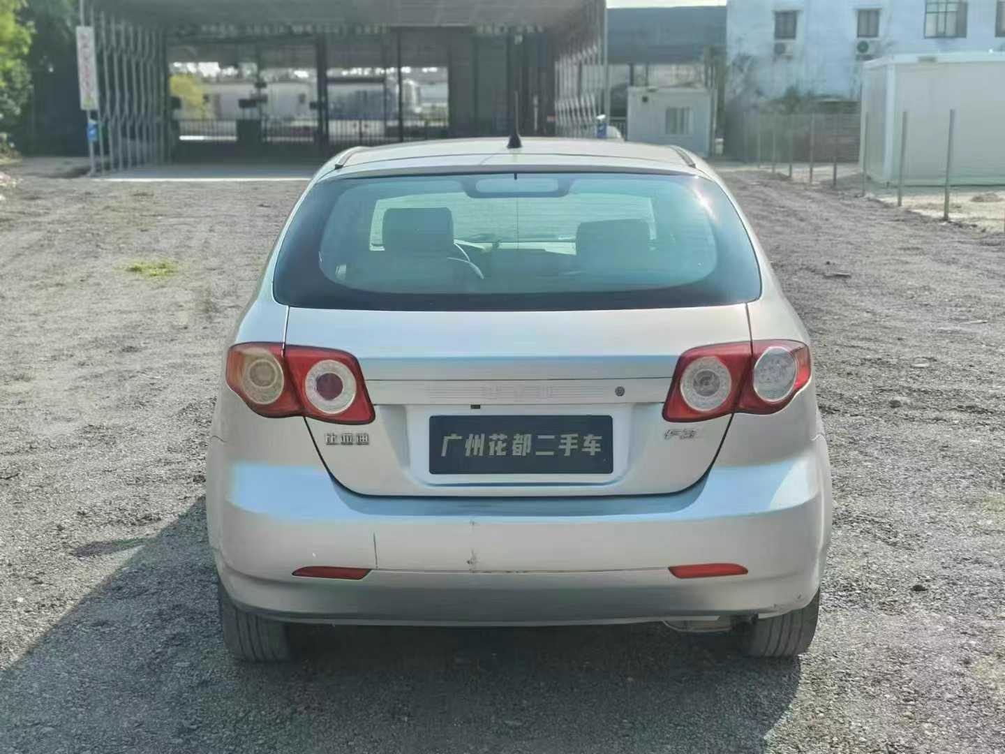 BYD F3R 2009 car image #9