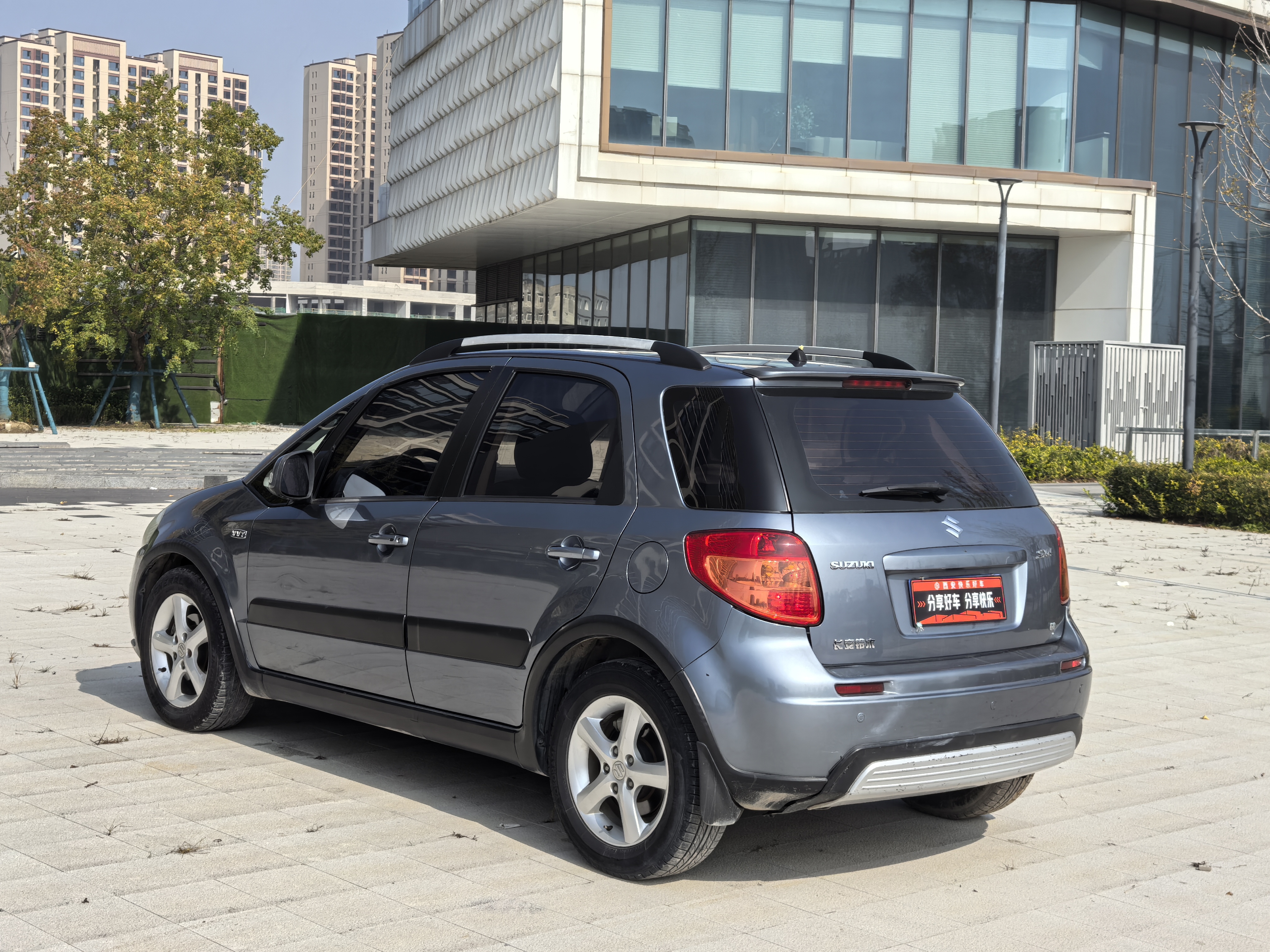 Suzuki SX4 Sedan 2009 imagem de carro #9