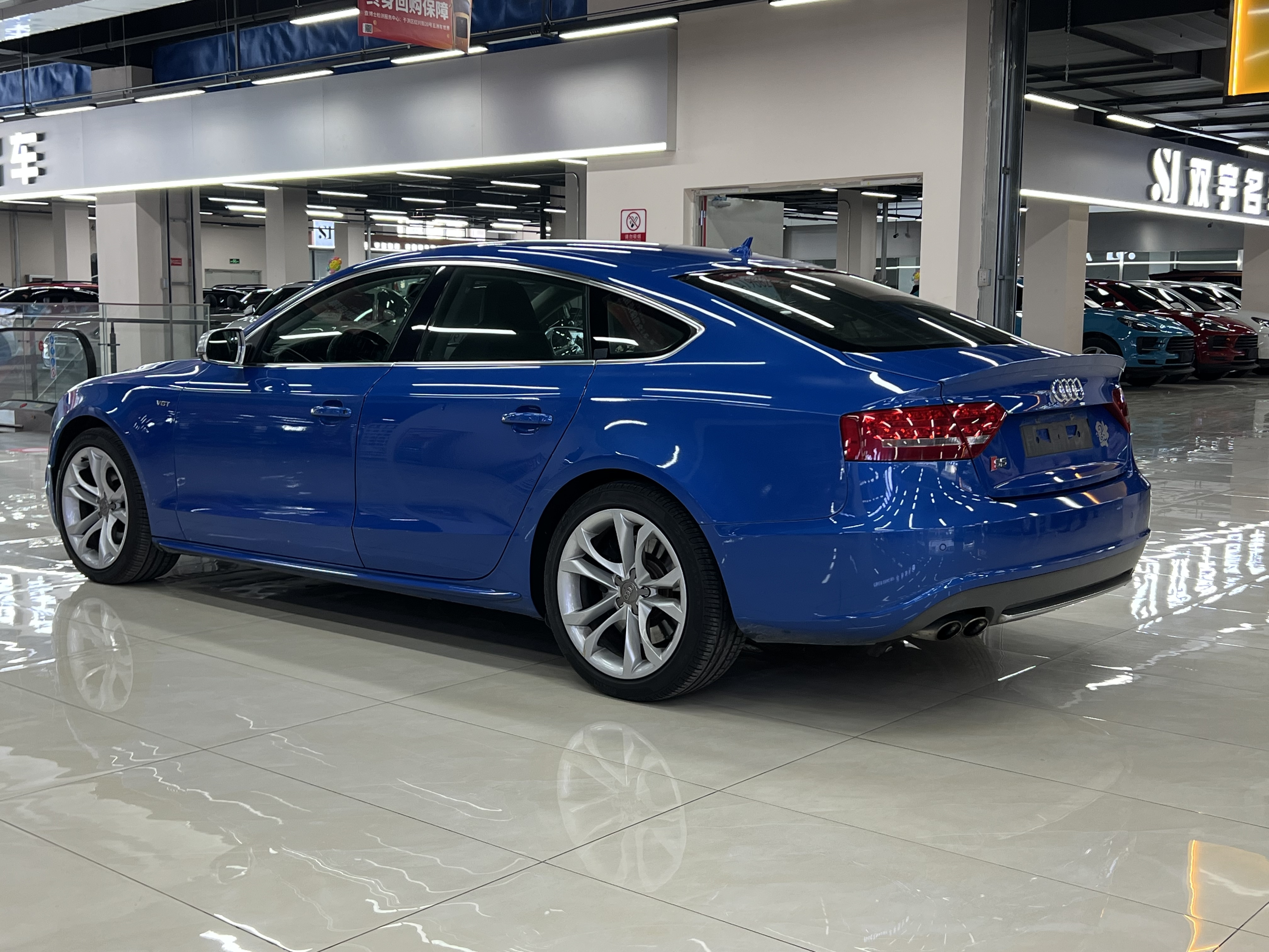 Audi S5 2011 #9 Audi S5 2011 car image #9