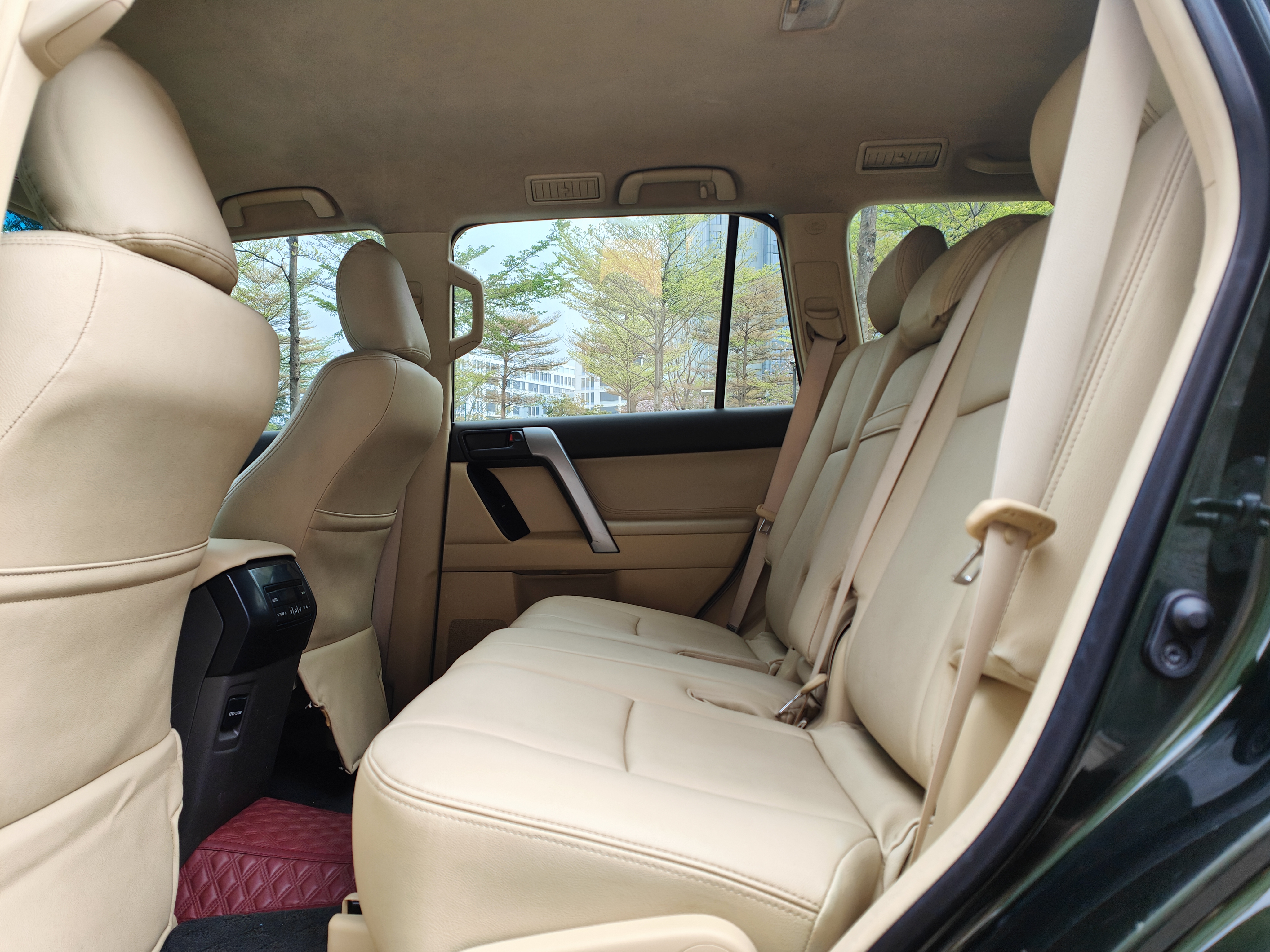 Toyota Land Cruiser Prado 2016 car image #9