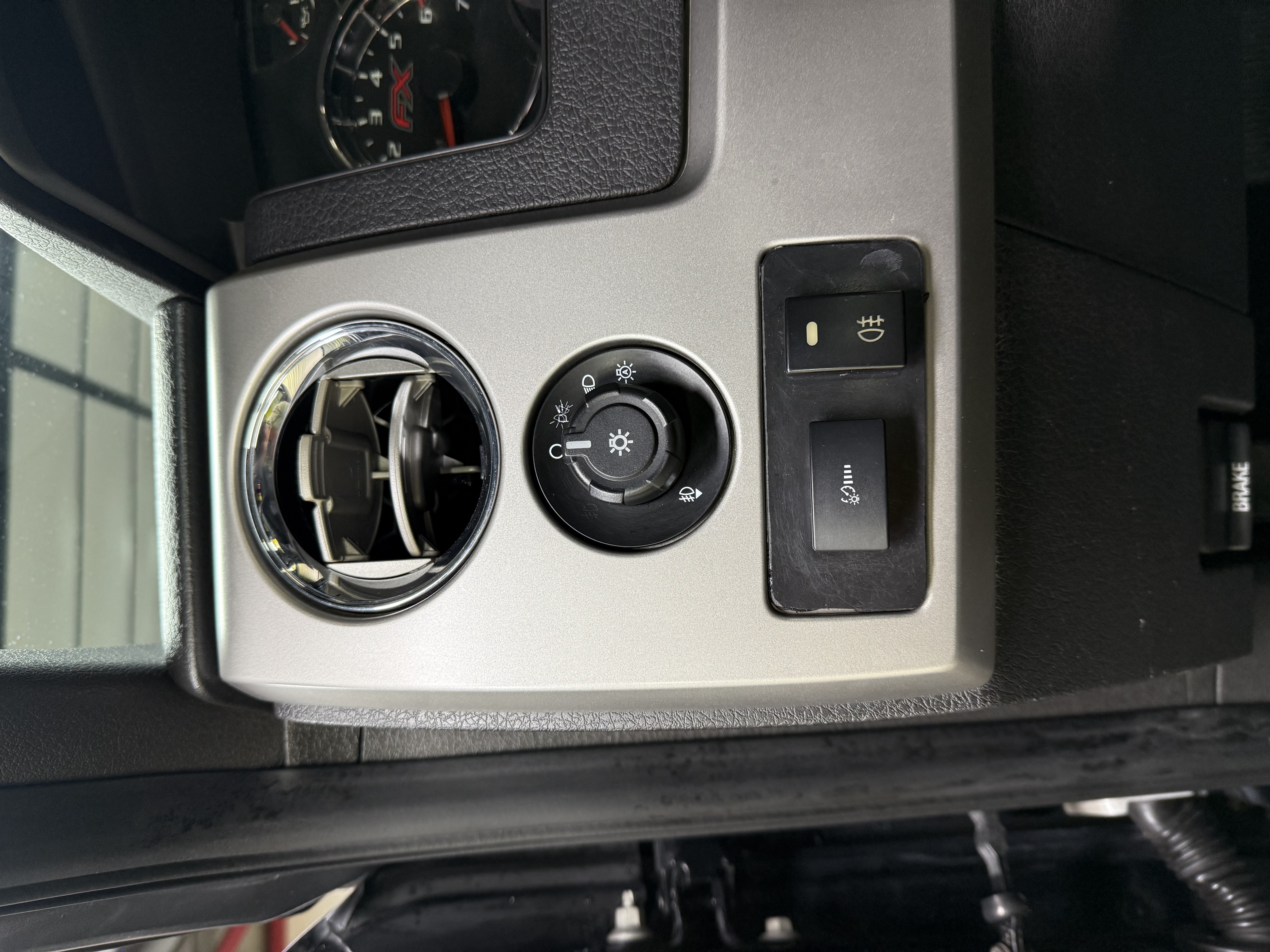 Ford 2017 car image #9