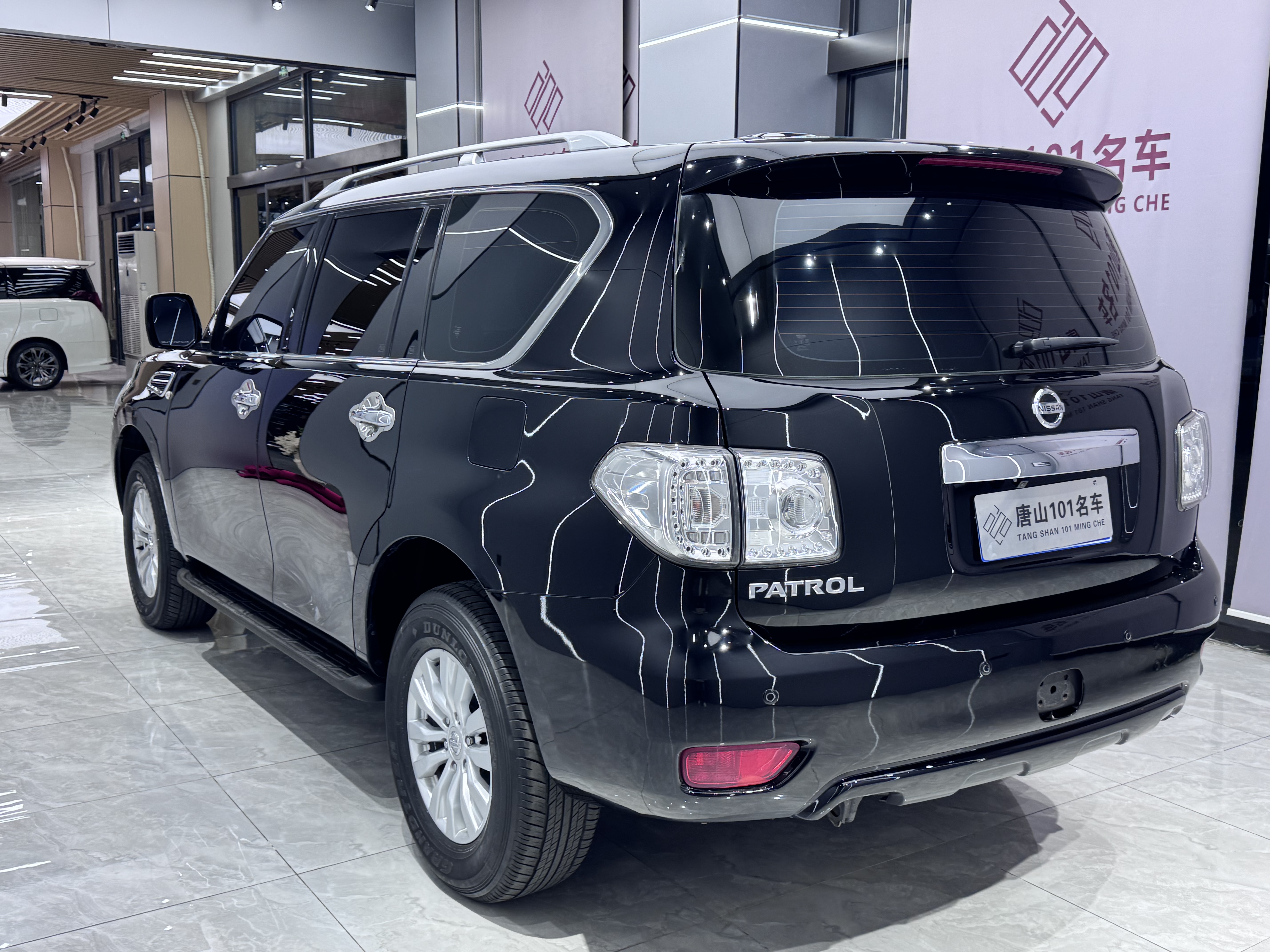 日产 途乐 2018 汽车图片 #9