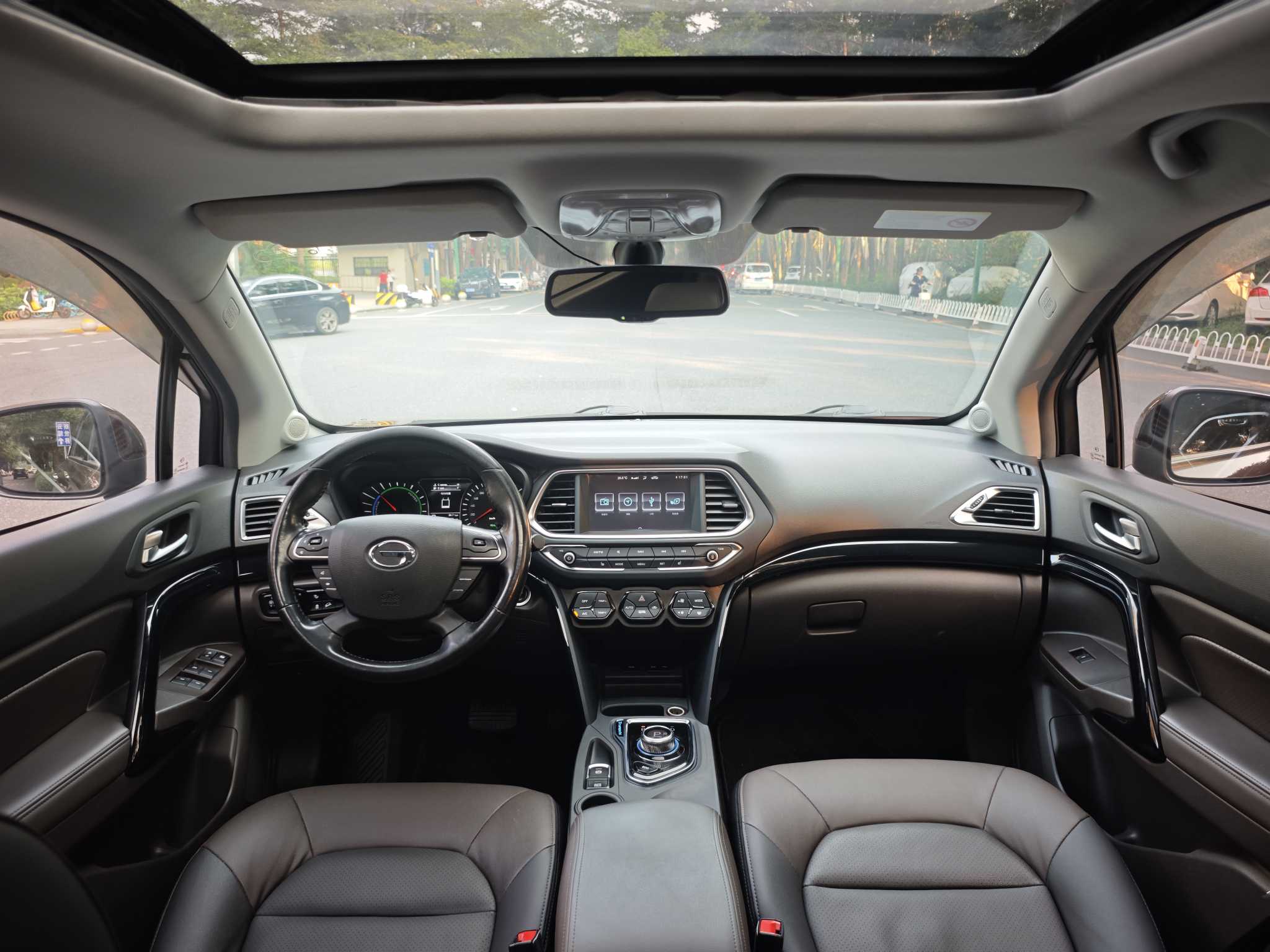 GAC Trumpchi GS4 New Energy 2018 car image #9