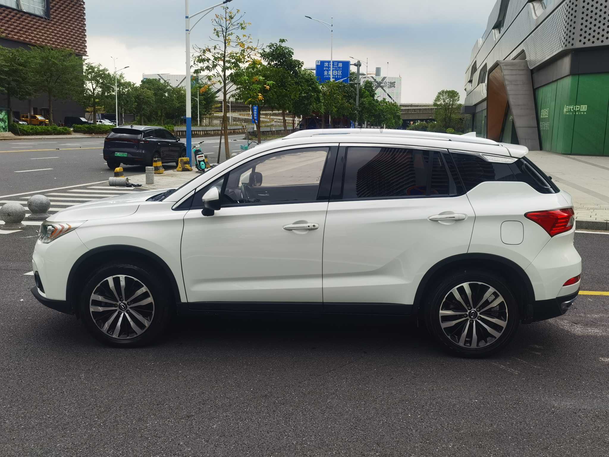 GAC Trumpchi GS4 New Energy 2018 car image #9