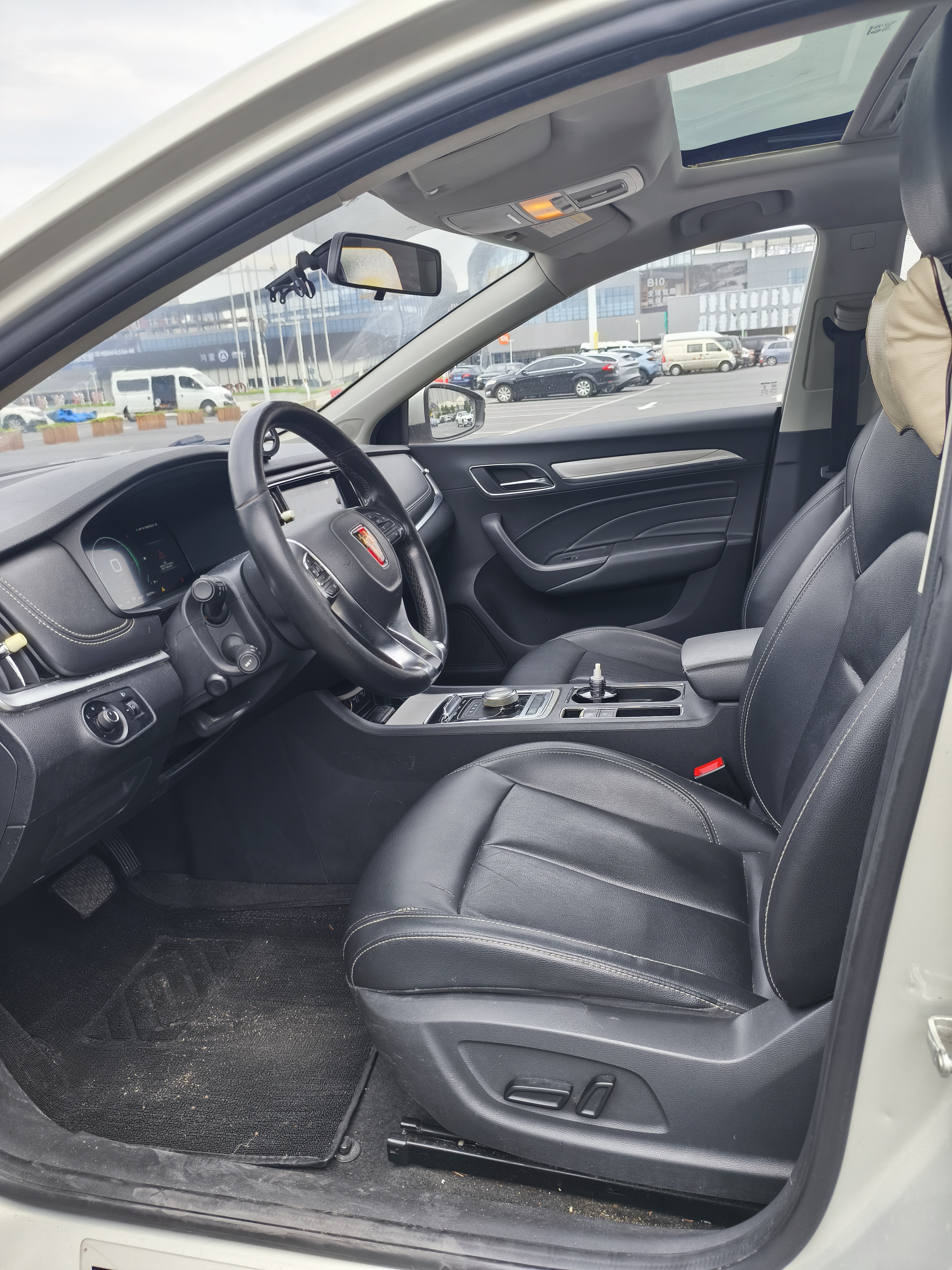 Roewe i6 New Energy 2018 car image #9