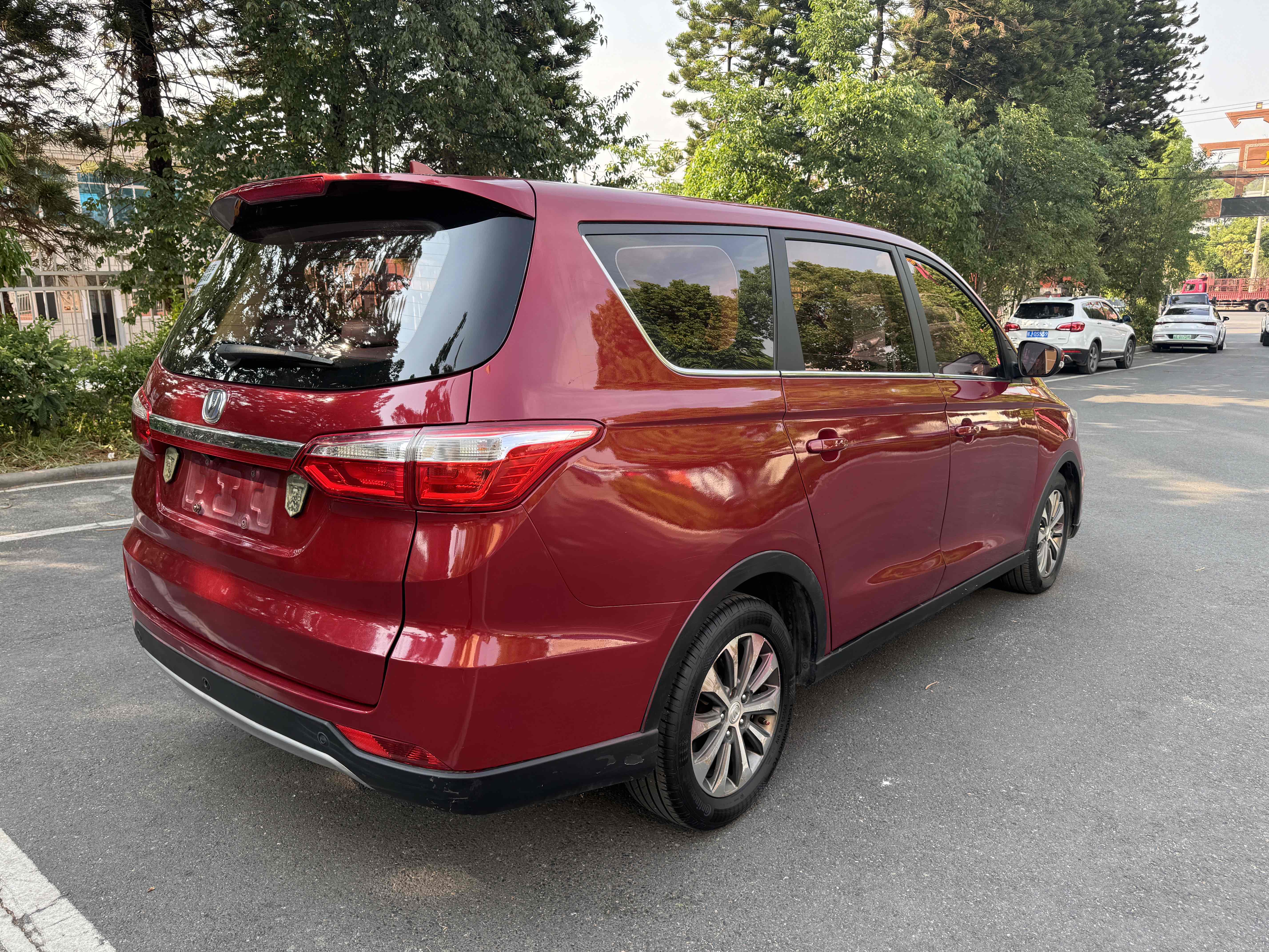 Changan Linmax 2018 car image #9
