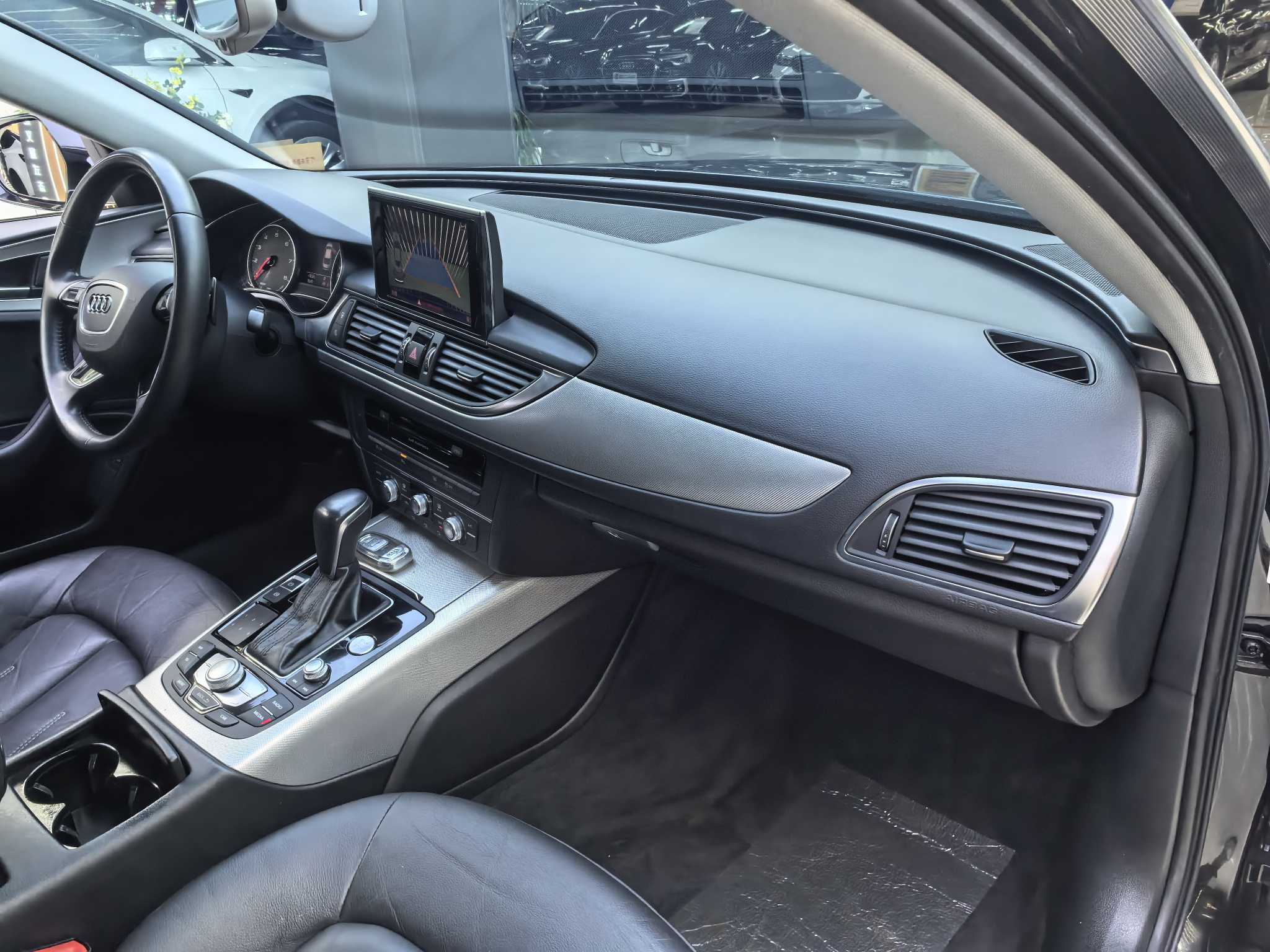 Audi A6L 2018 immagine di auto #9