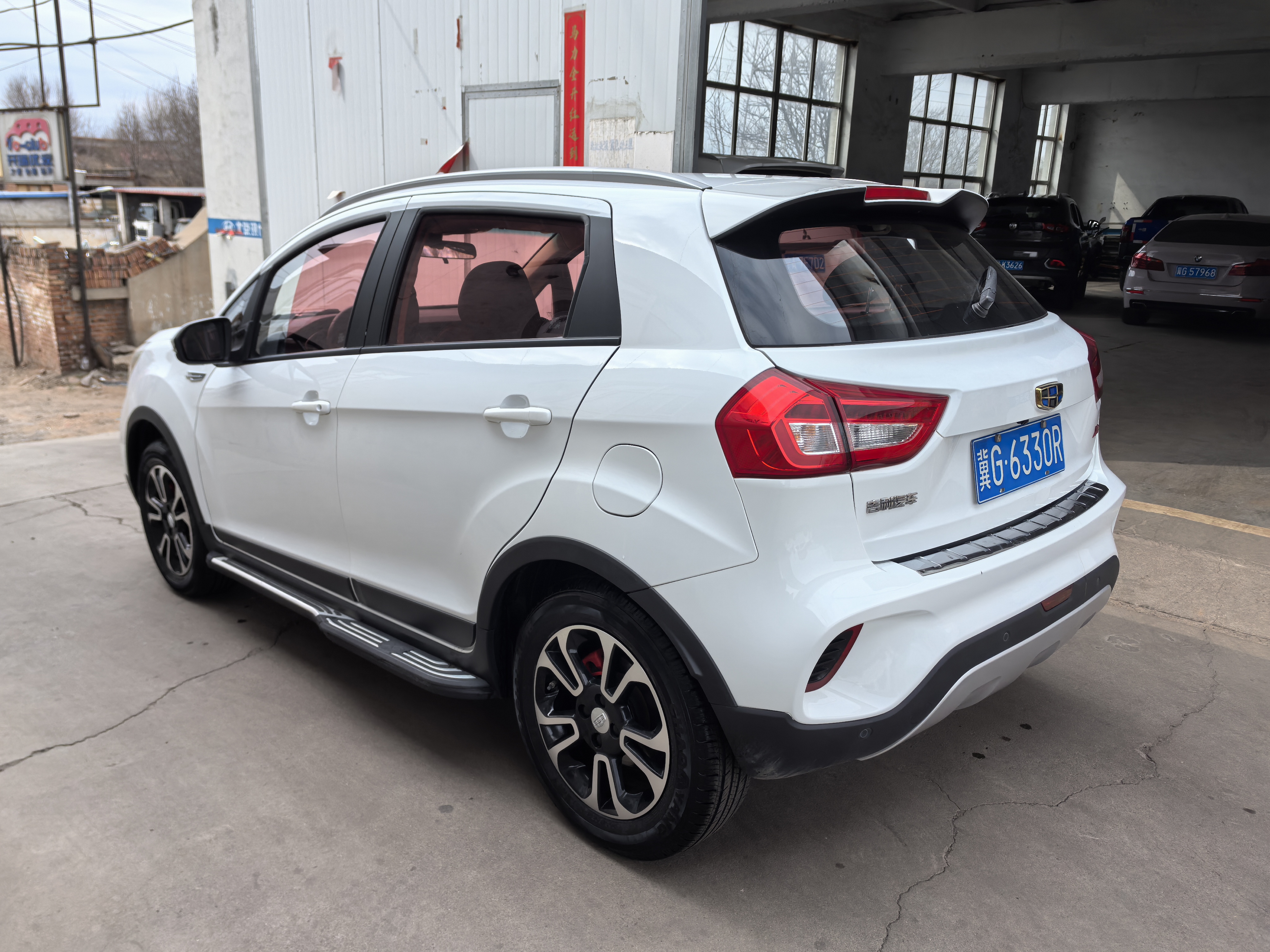 Vision X3 2018 car image #9