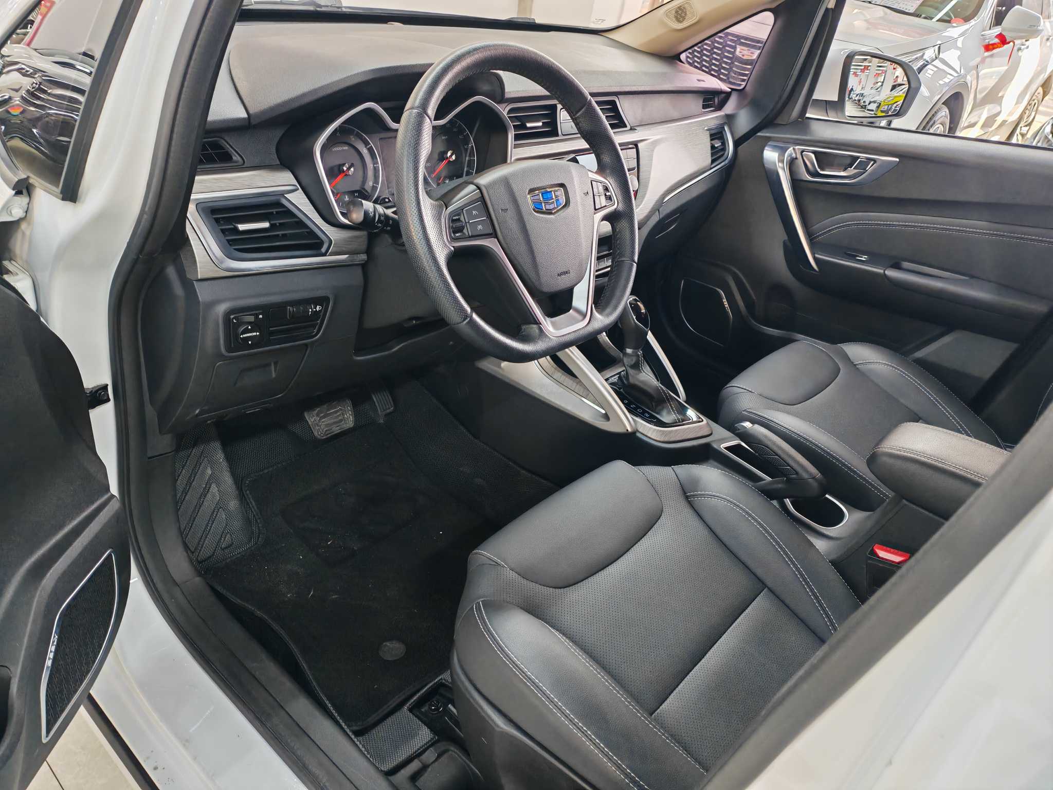 Vision X3 2020 car image #9