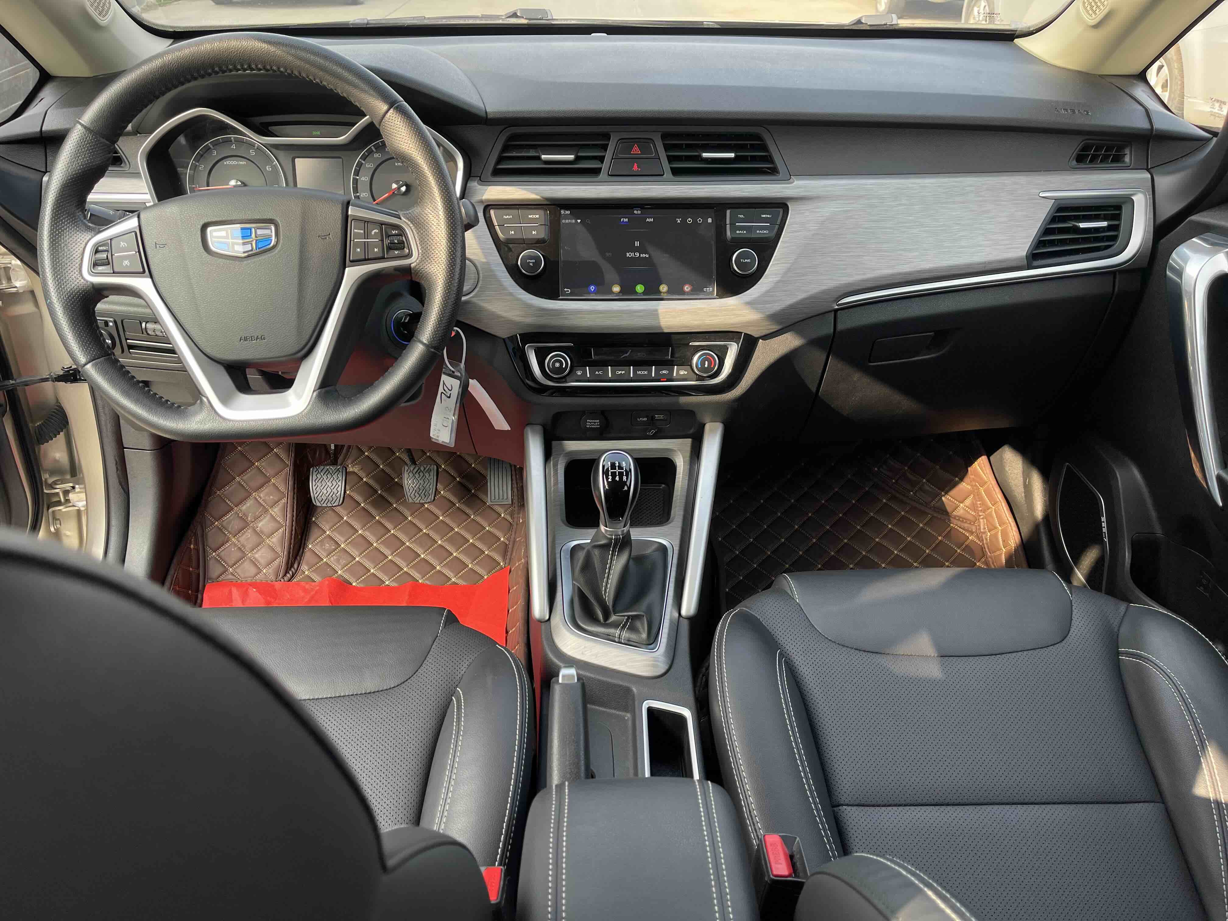 Vision X3 2019 car image #9