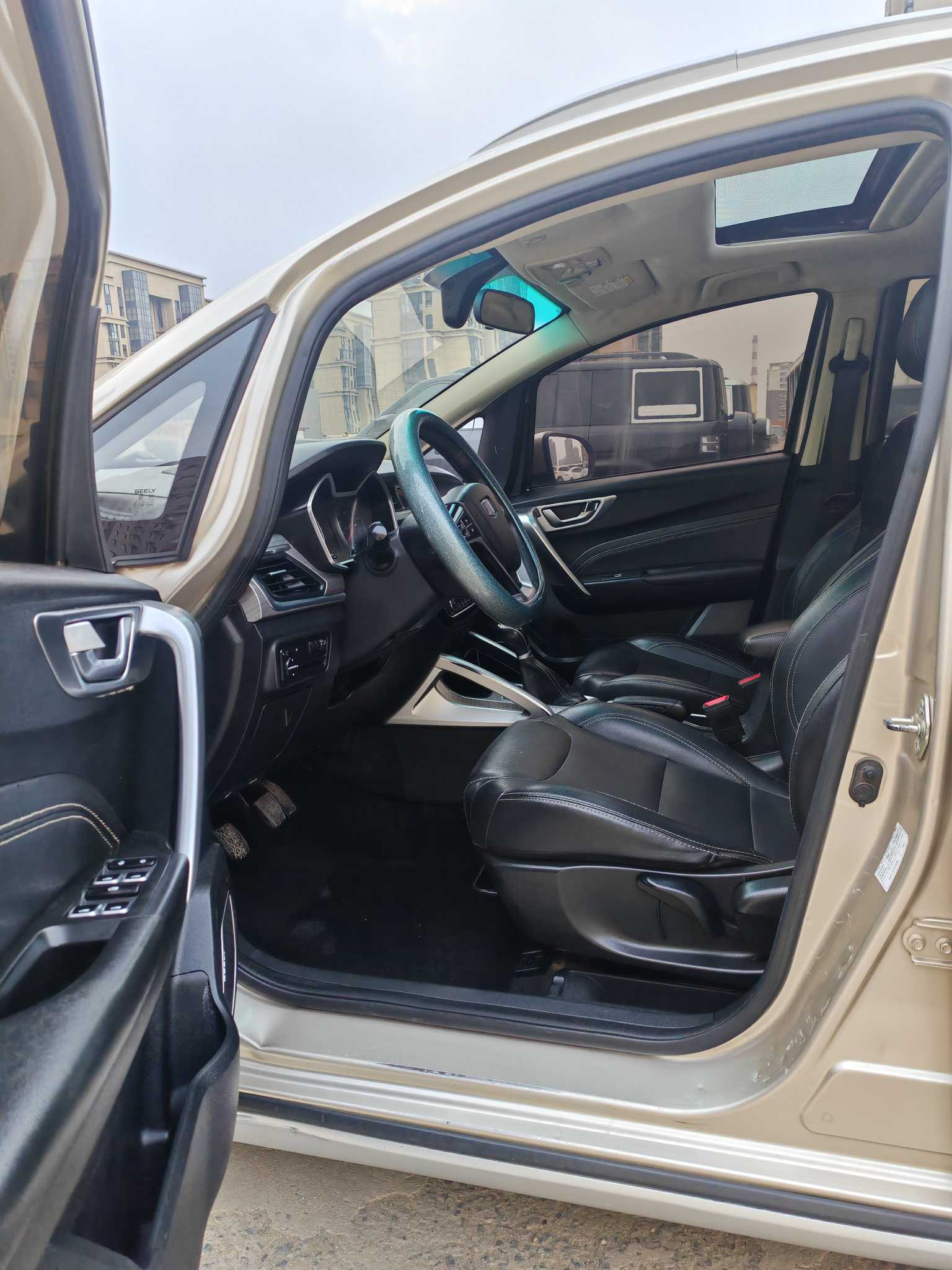 远景X3 2018 汽车图片 #9