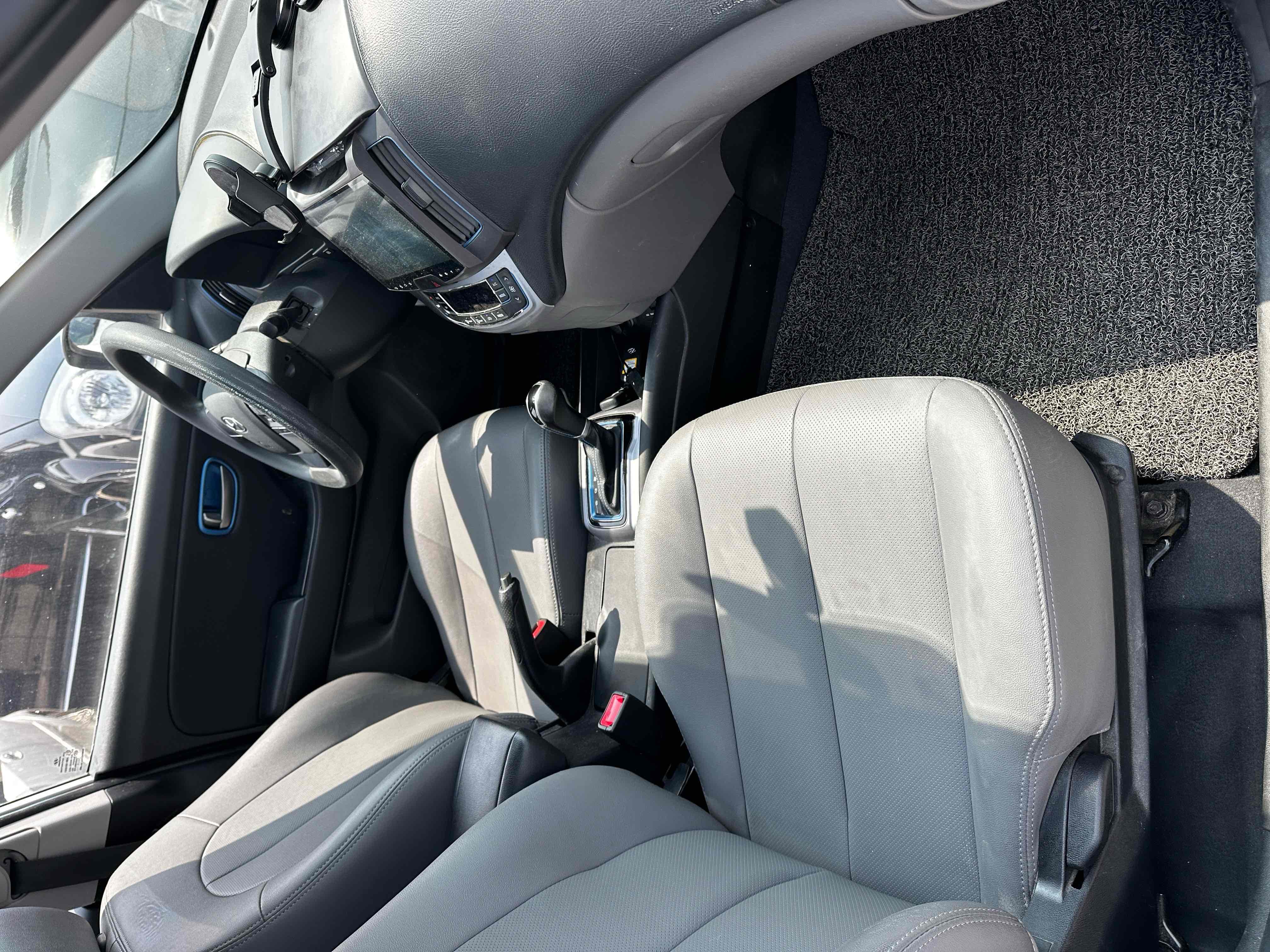 Hyundai Elantra EV 2017 صورة سيارة #9