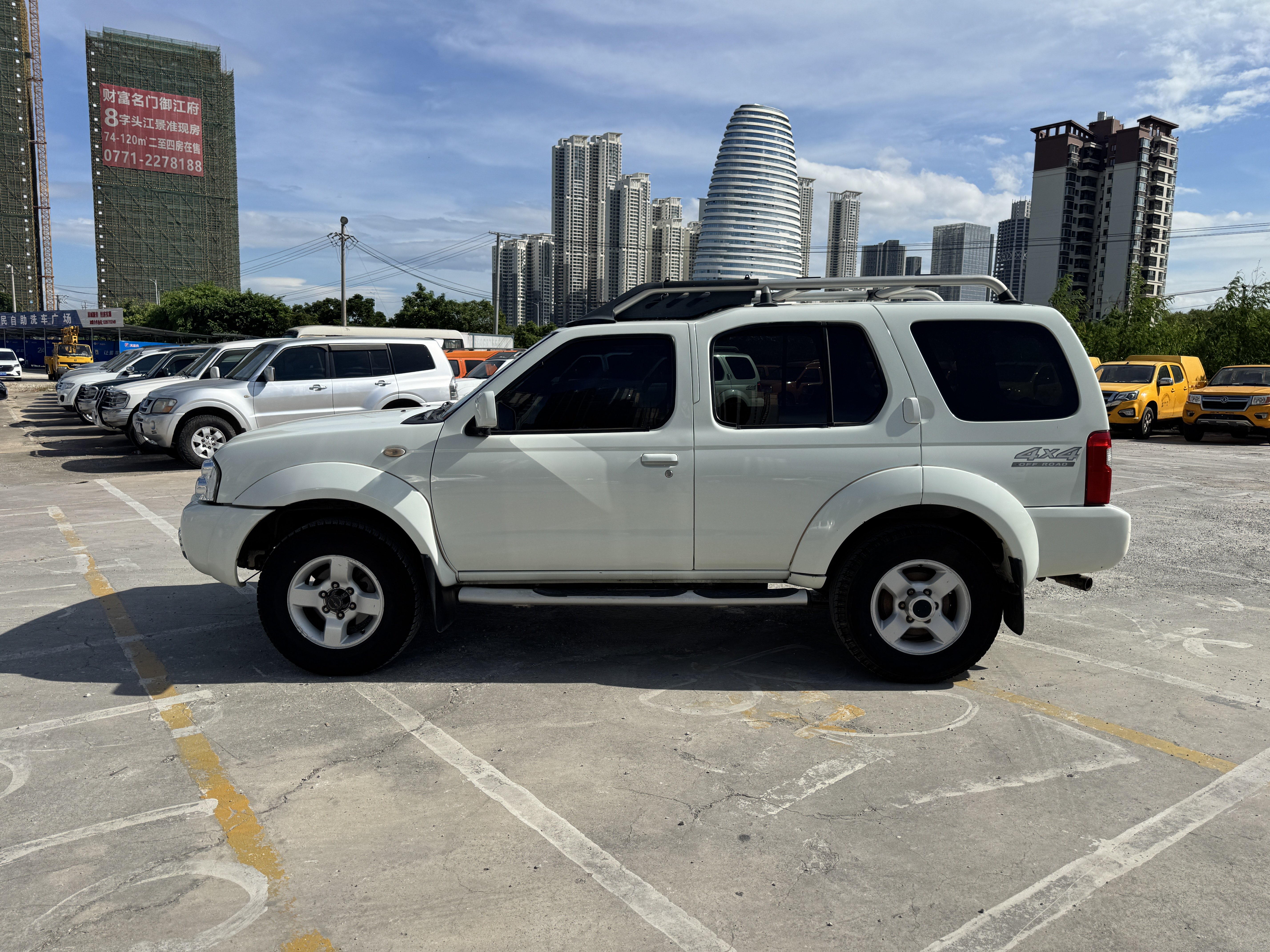 日产 日产帕拉丁 2011 汽车图片 #9