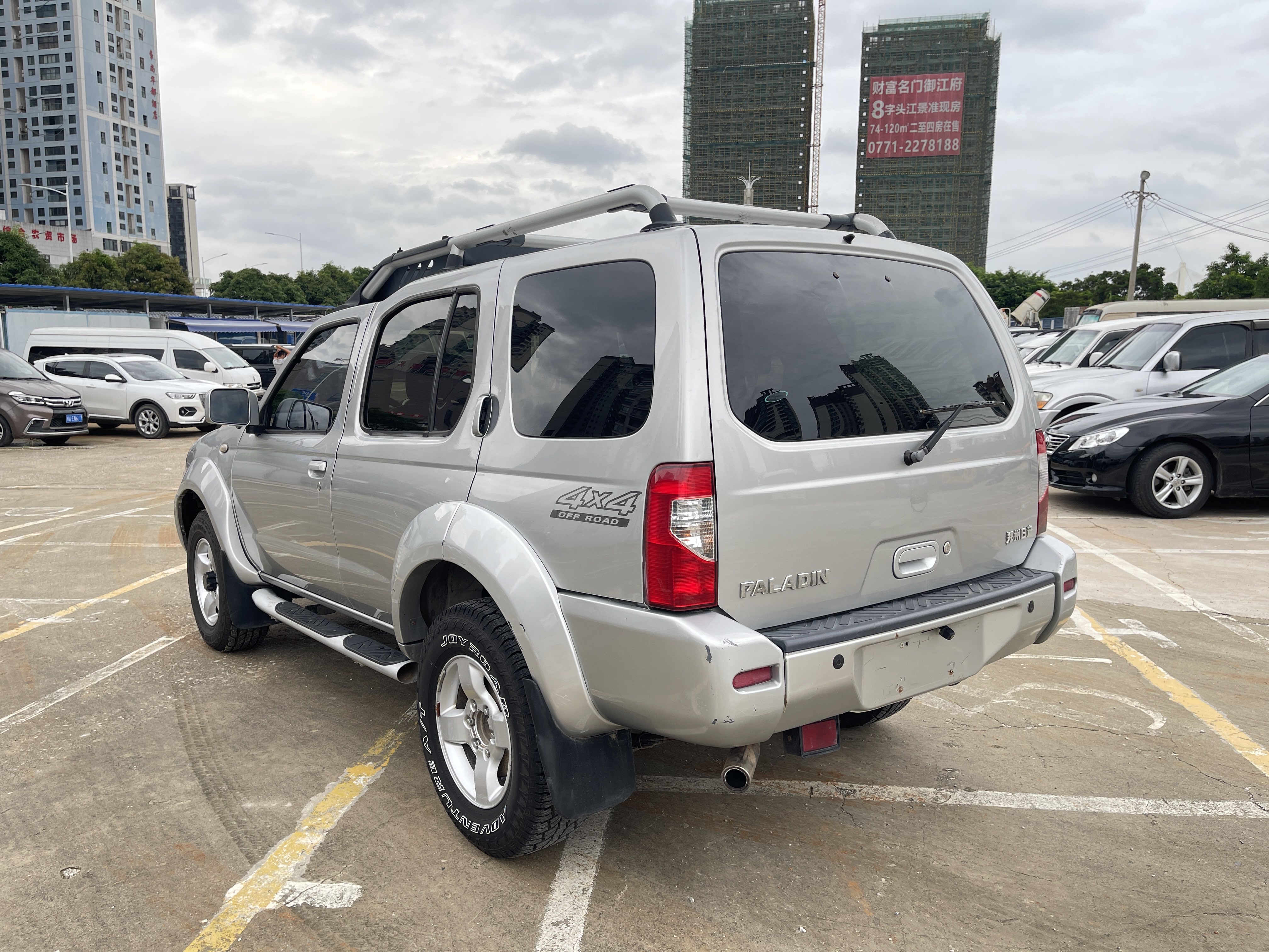 日产 日产帕拉丁 2011 汽车图片 #9