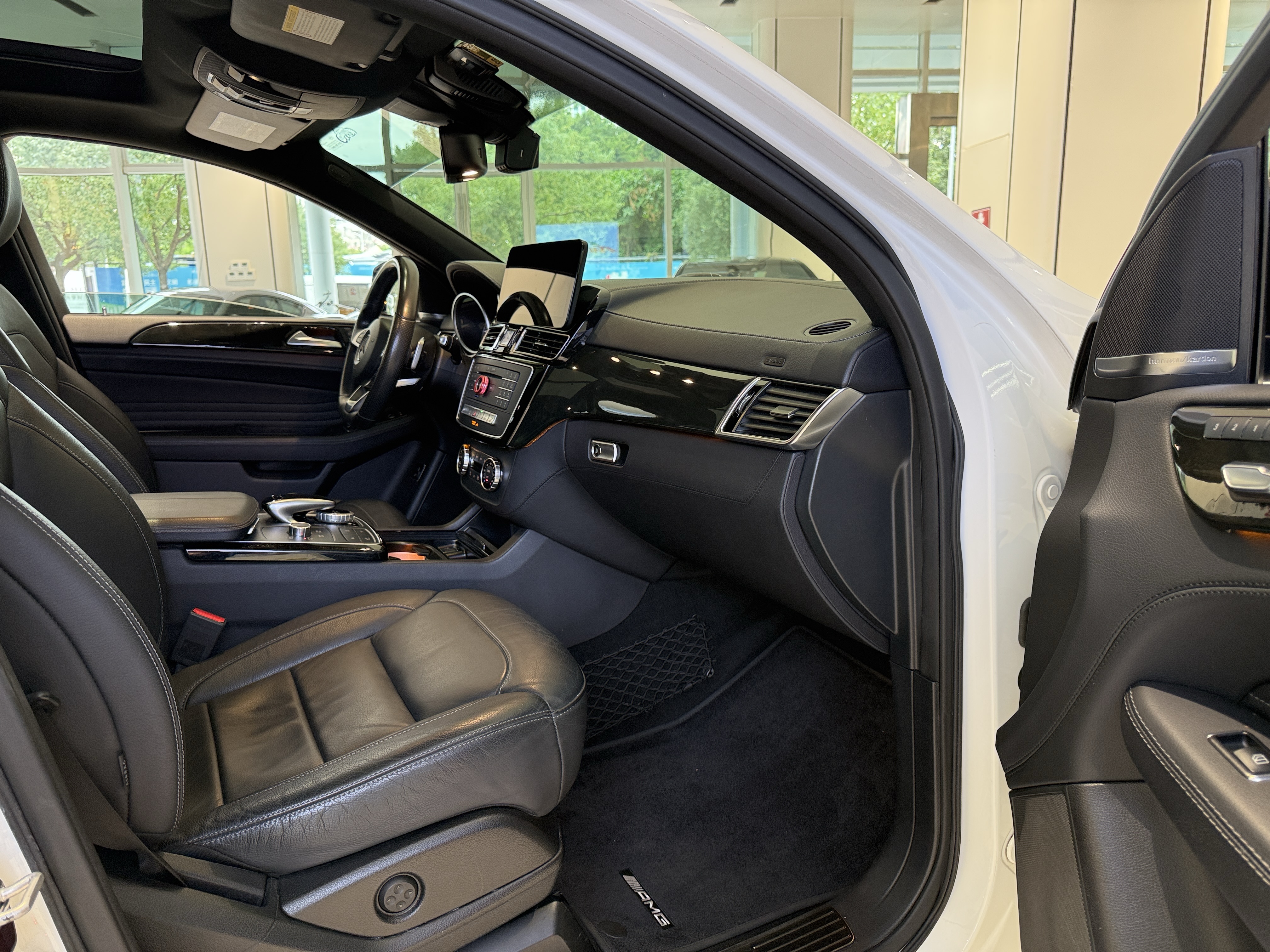 Mercedes-Benz GLE Coupe AMG 2017 car image #9