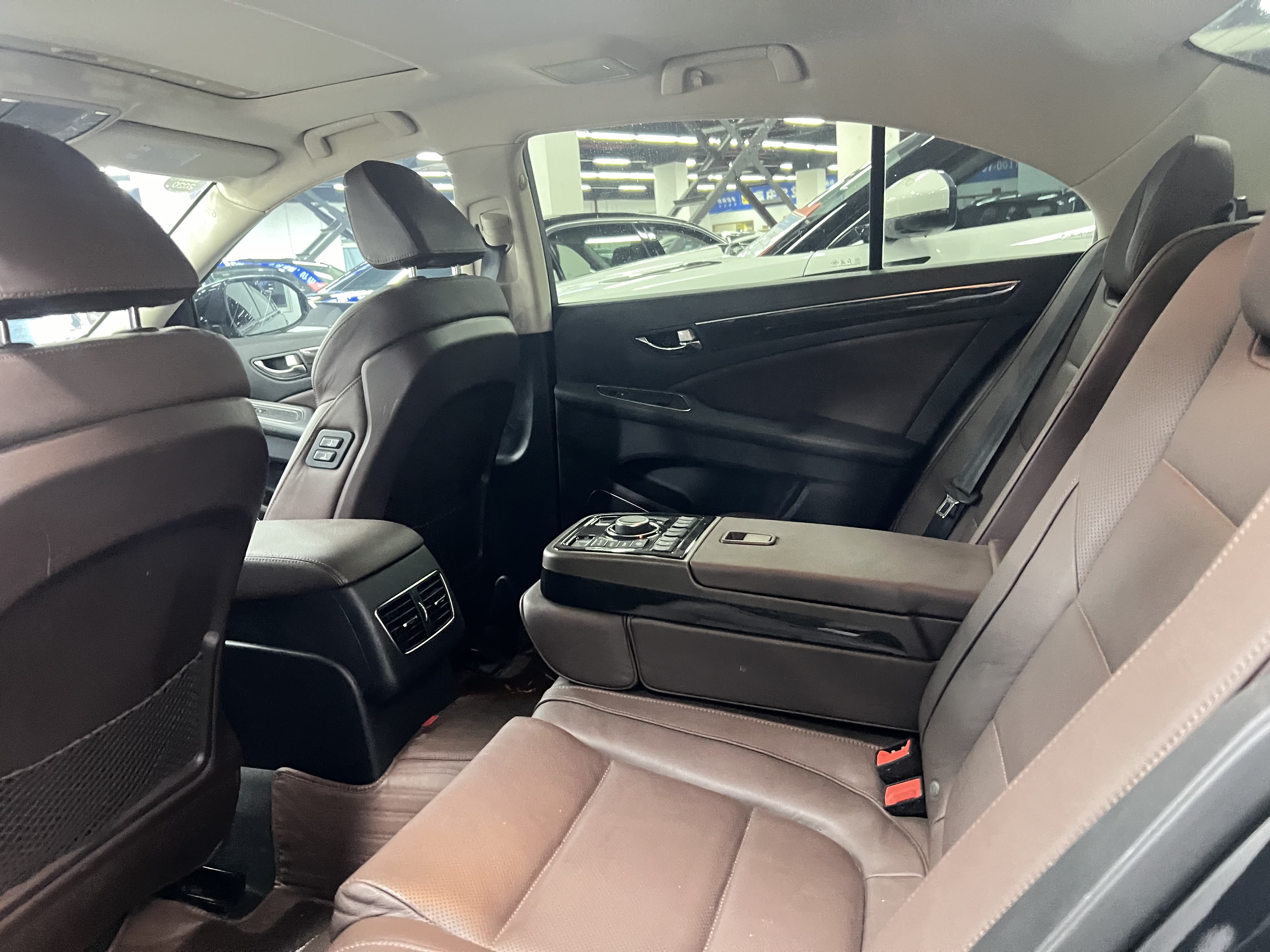 HongQi GuoLi 2017 #9 HongQi GuoLi 2017 car image #9