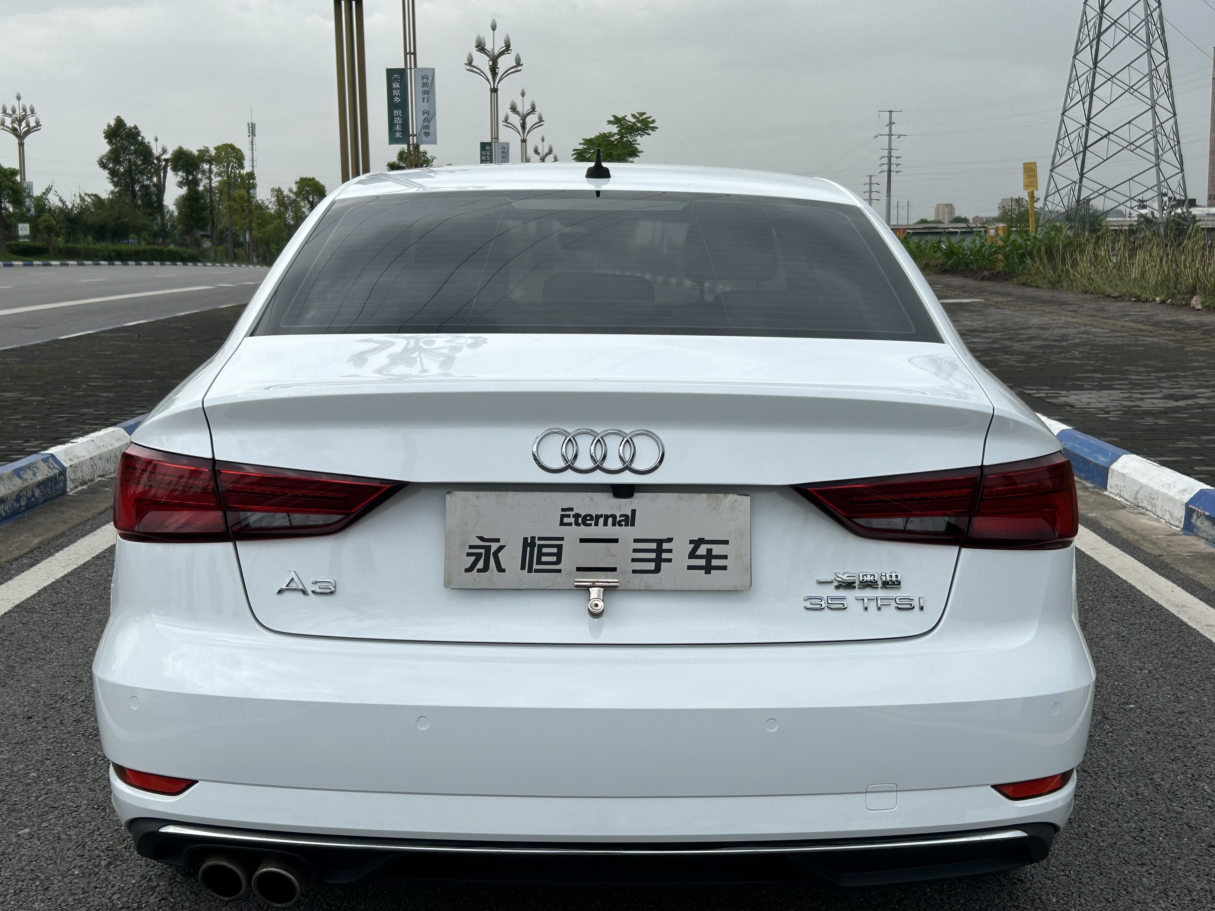 Audi A3 2019 car image #9