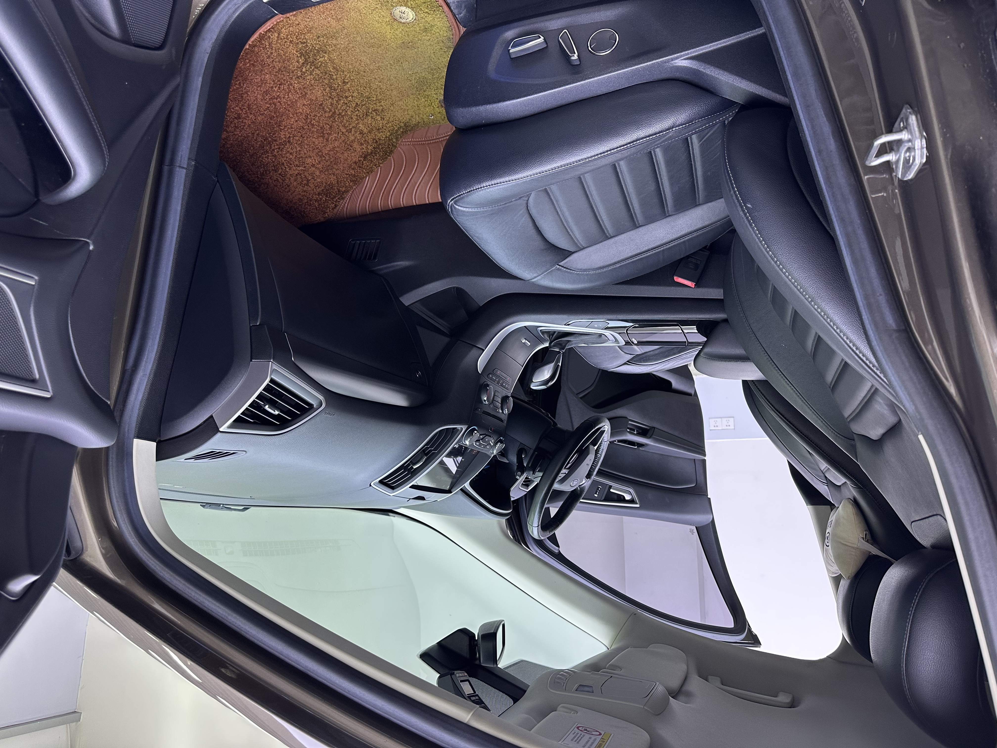 Ford Edge 2018 изображение автомобиля #9