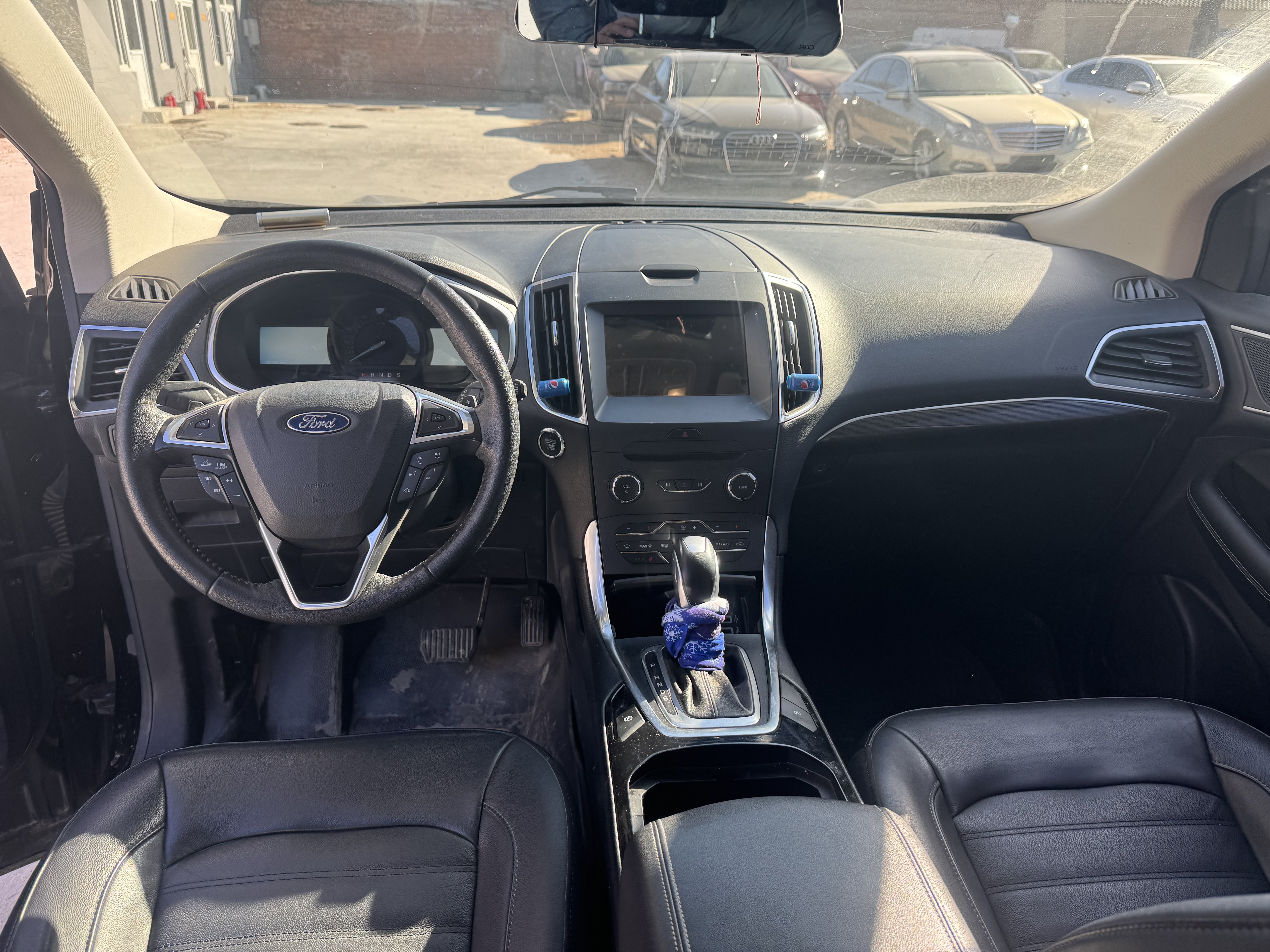 Ford Edge 2018 изображение автомобиля #9