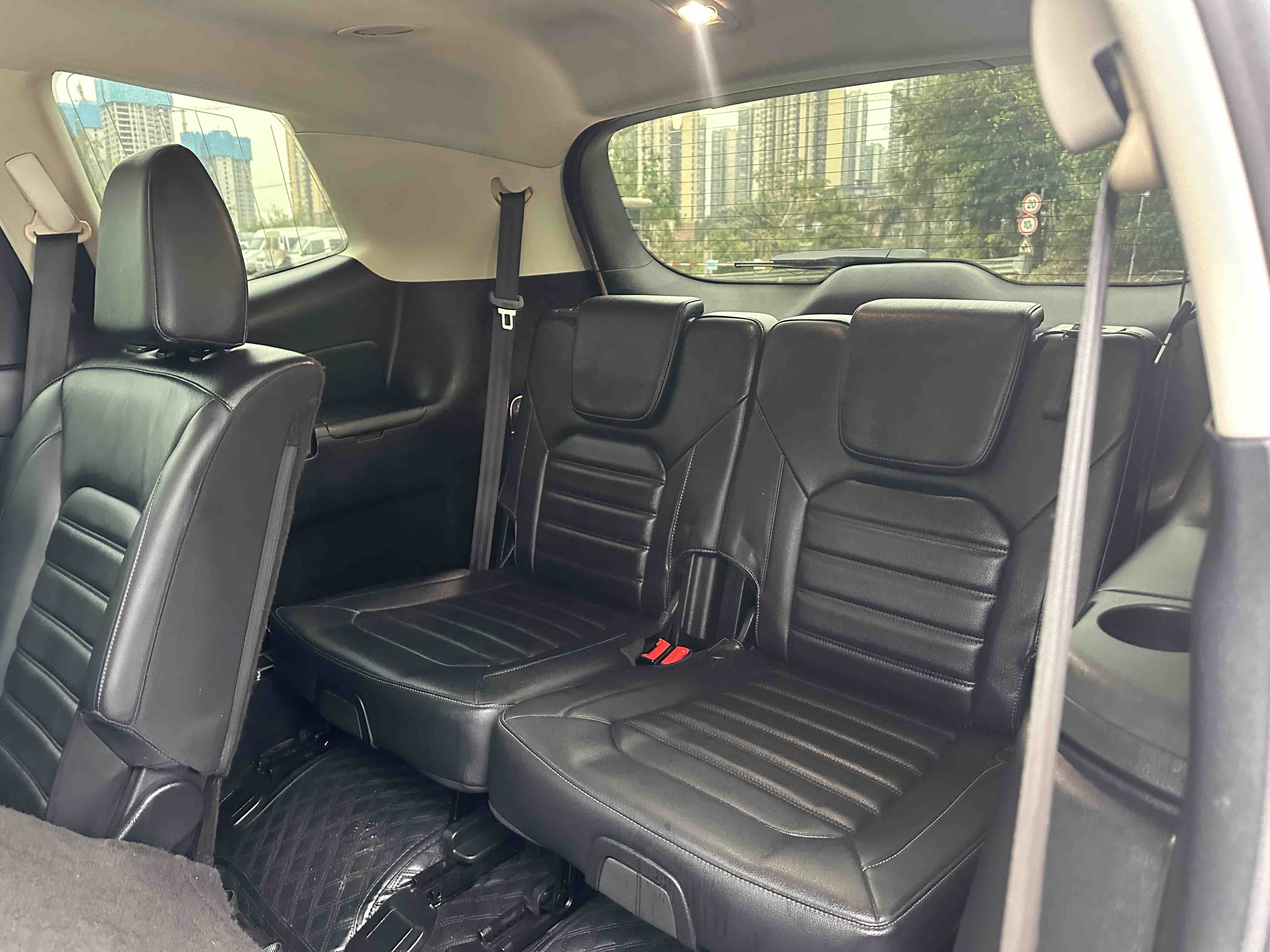 Ford Edge 2018 car image #9