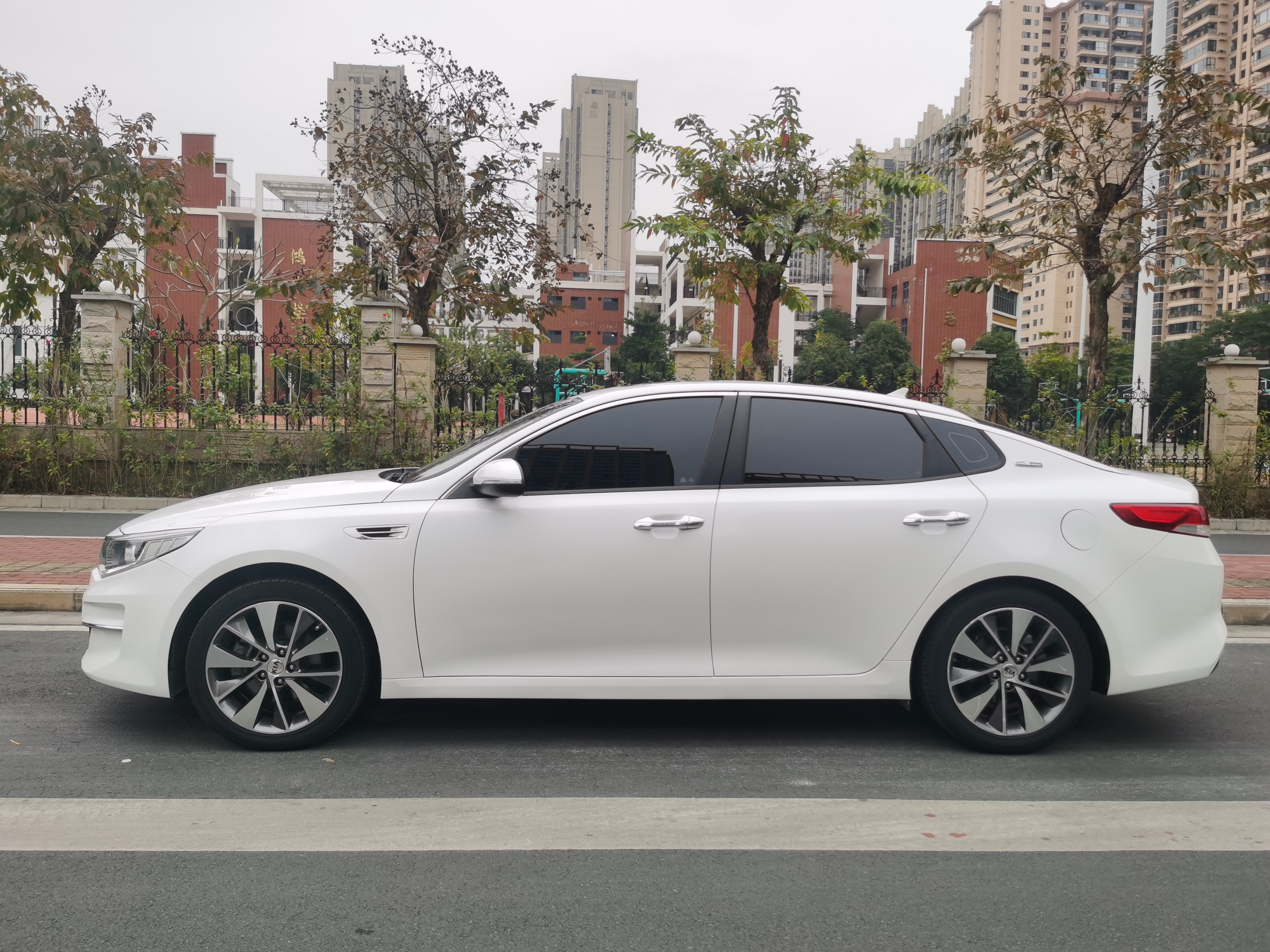 Kia K5 2018 #9 Kia K5 2018 car image #9