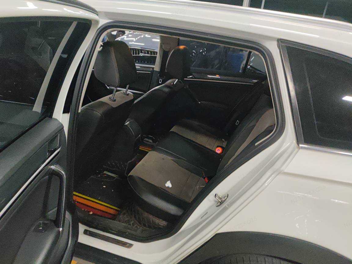 Volkswagen C-Trek 2018 immagine di auto #9