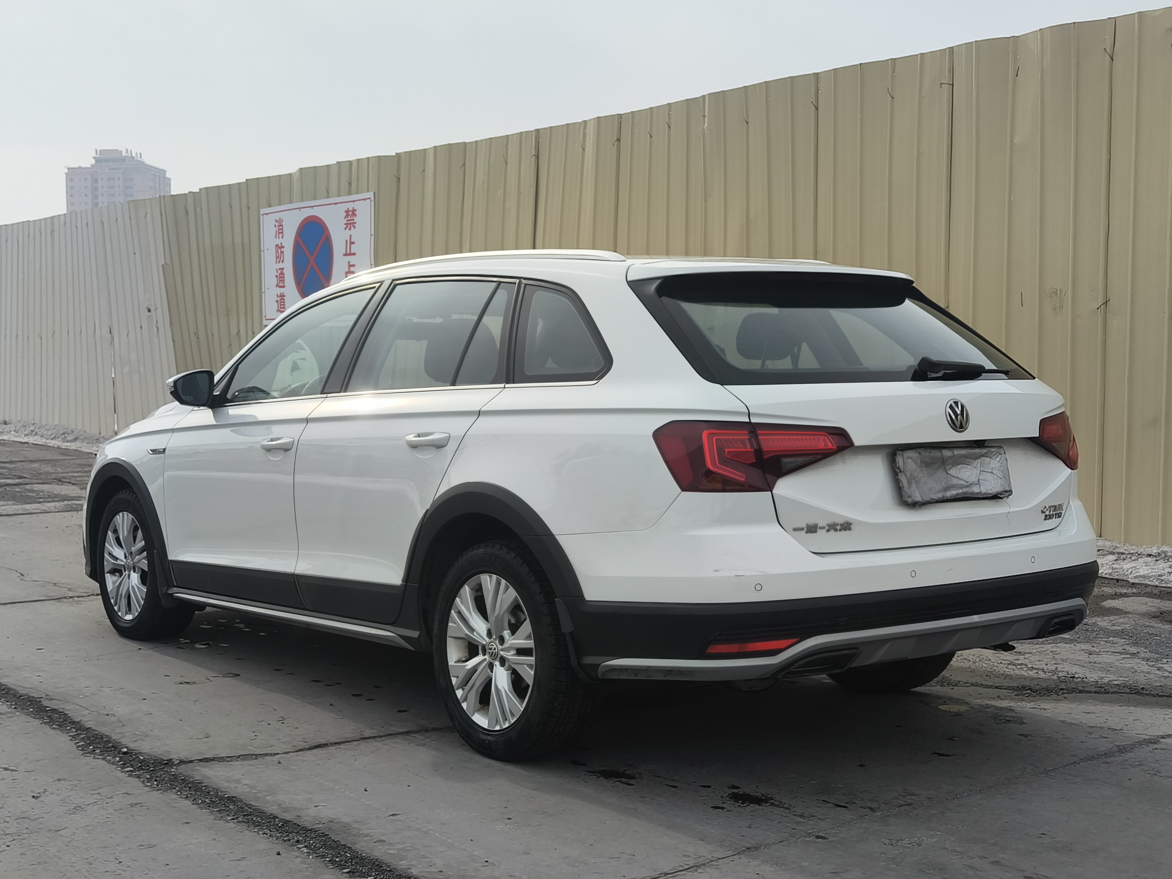 Volkswagen C-Trek 2017 immagine di auto #9