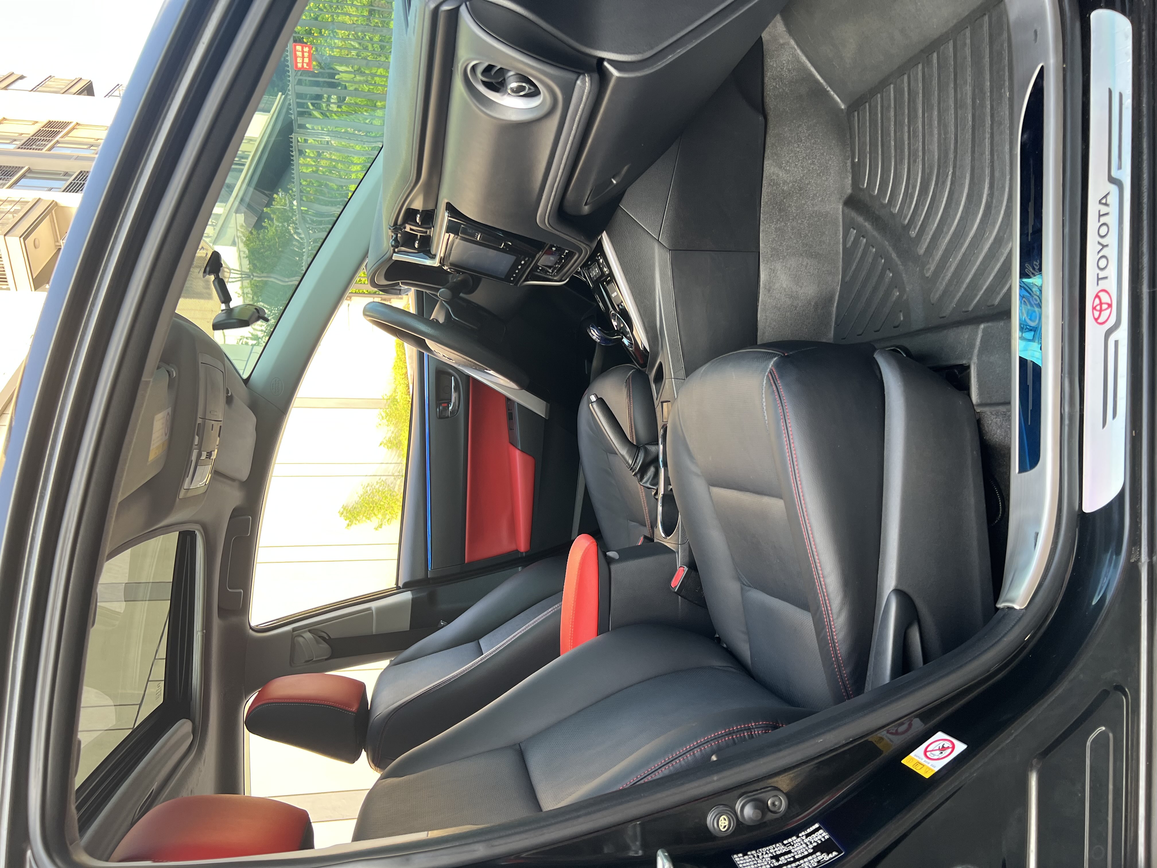 Toyota Corolla 2019 #9 Toyota Corolla 2019 car image #9