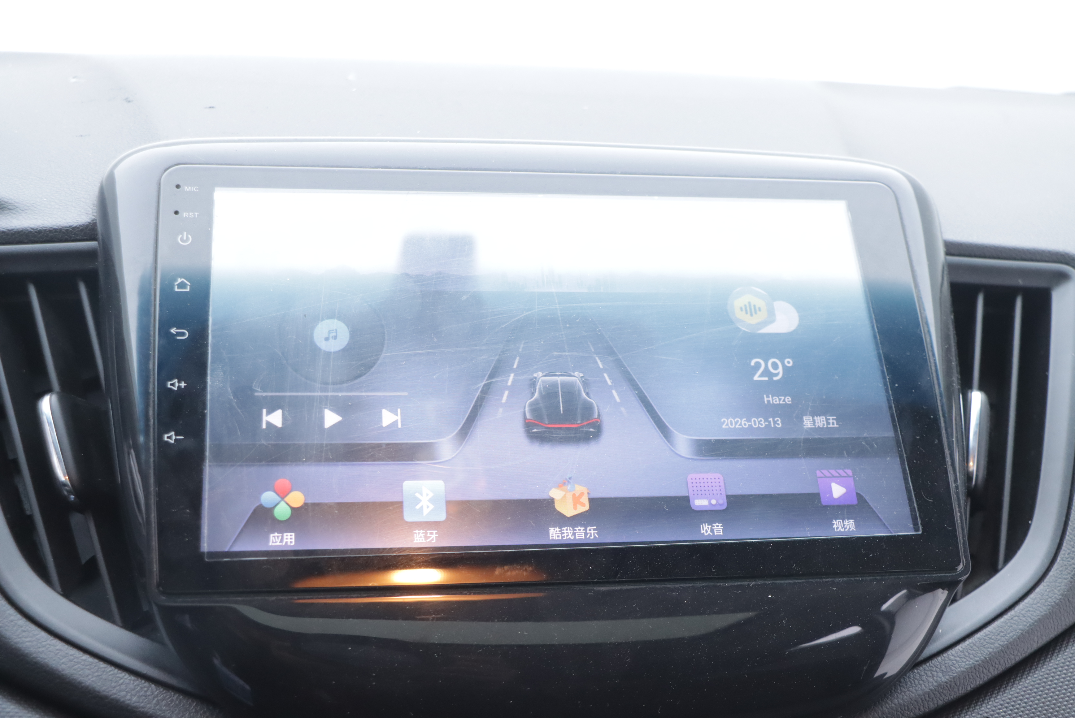 Chevrolet Cavalier 2018 car image #9