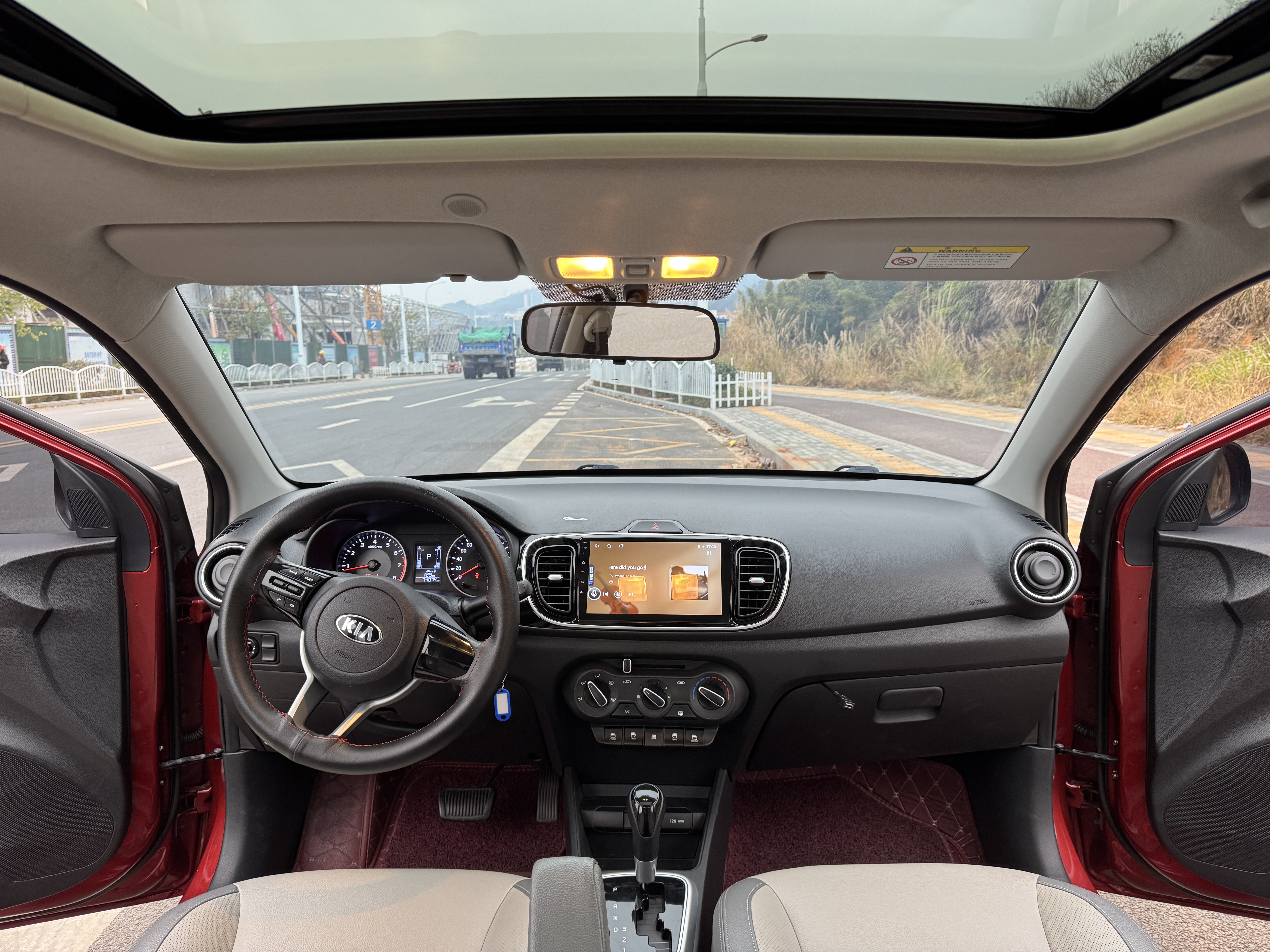 起亚 焕驰 2018 汽车图片 #9