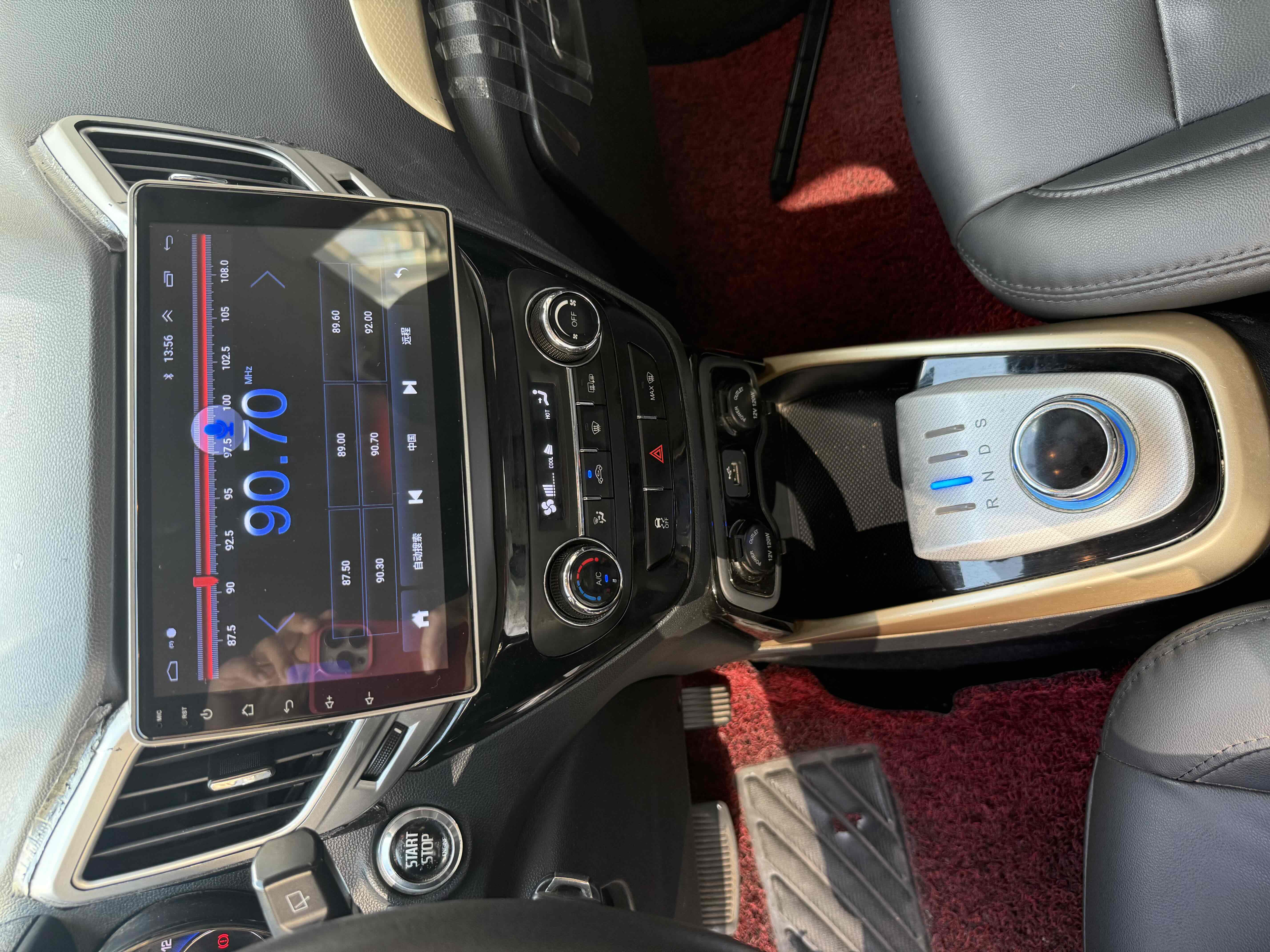 Changan CS15 EV 2019 #9 Changan CS15 EV 2019 car image #9