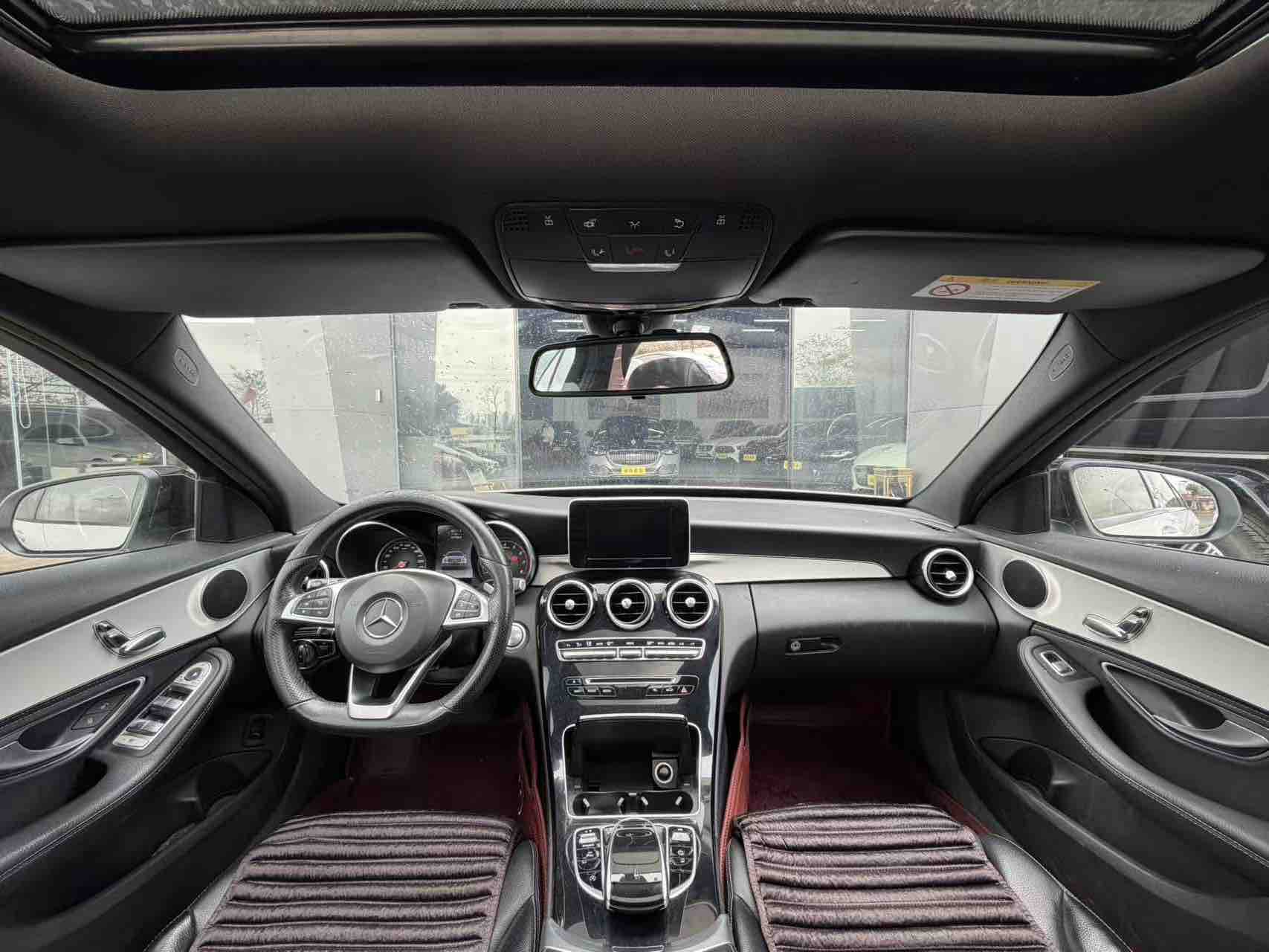 Mercedes-Benz C Class 2018 car image #9