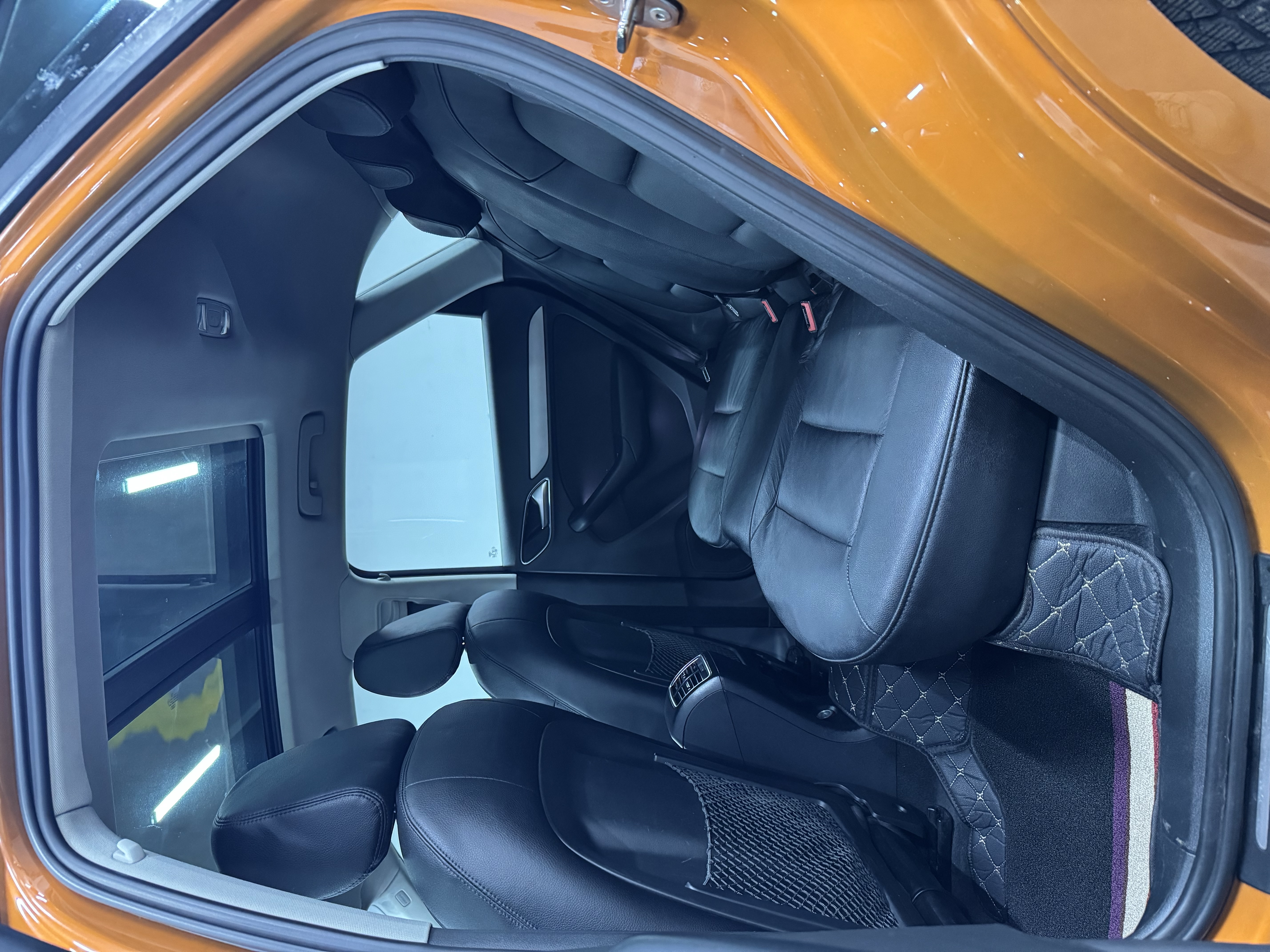 Audi 2014 car image #9