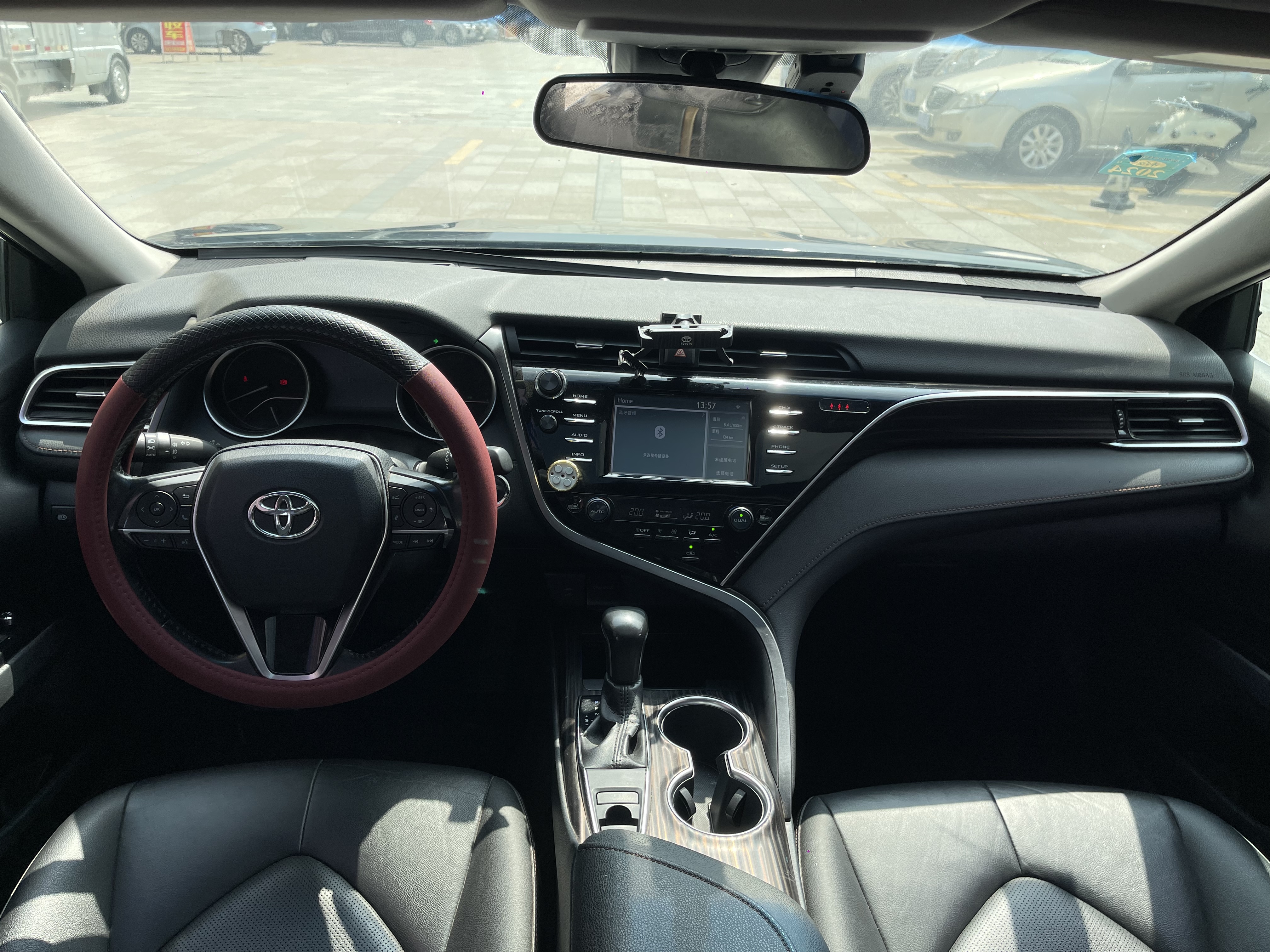 Toyota Camry 2018 immagine di auto #9