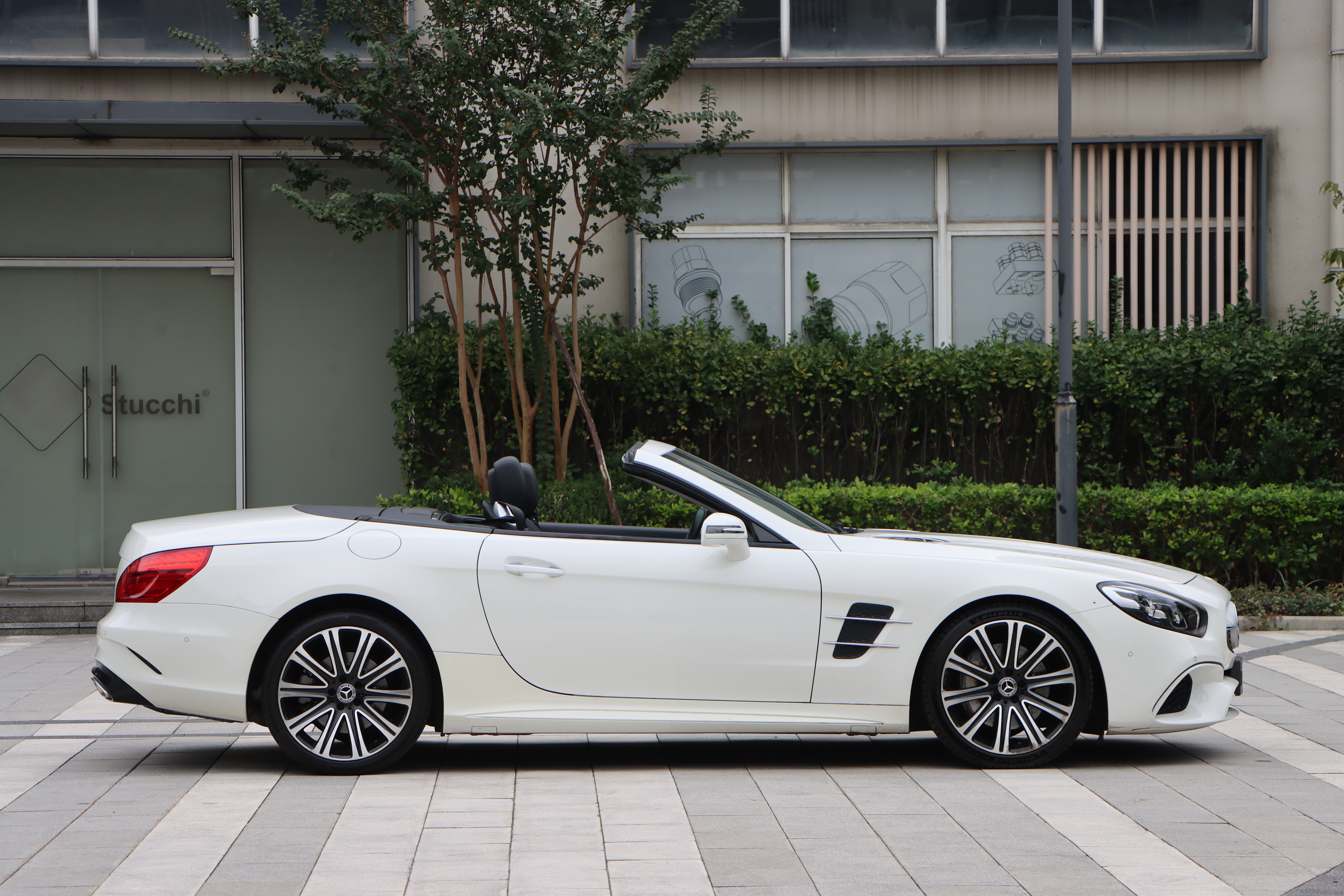 Mercedes-Benz SL Class 2019 car image #9