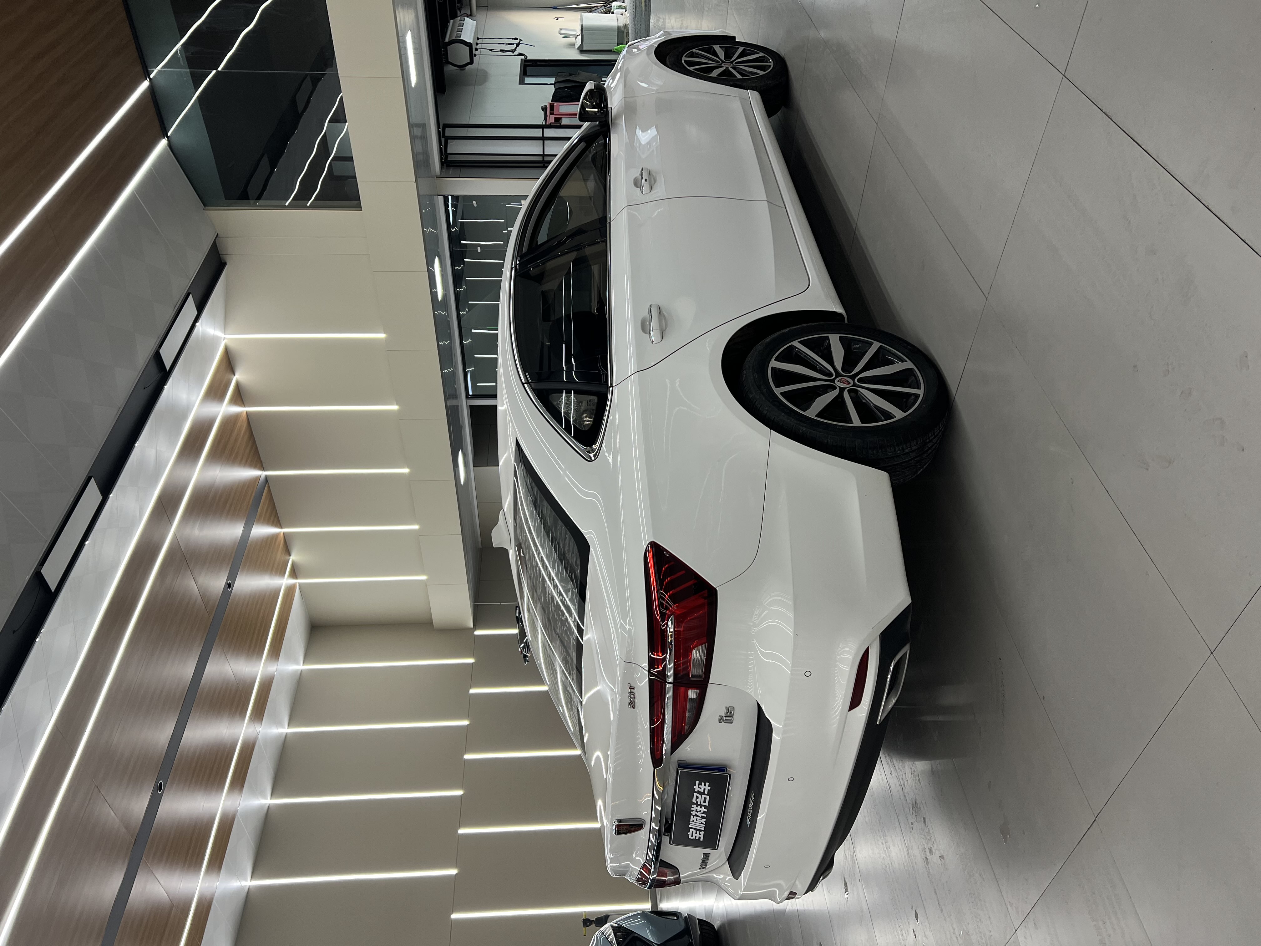 Roewe i6 2018 imagem de carro #9