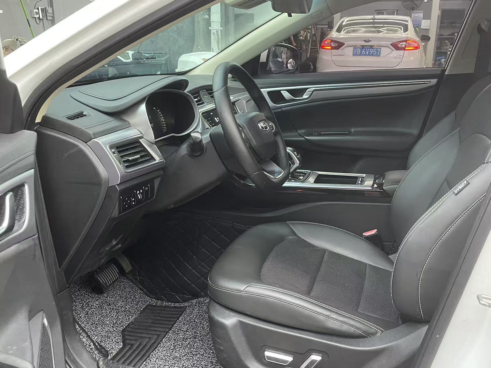 GEELY Emgrand New Energy 2020 car image #9