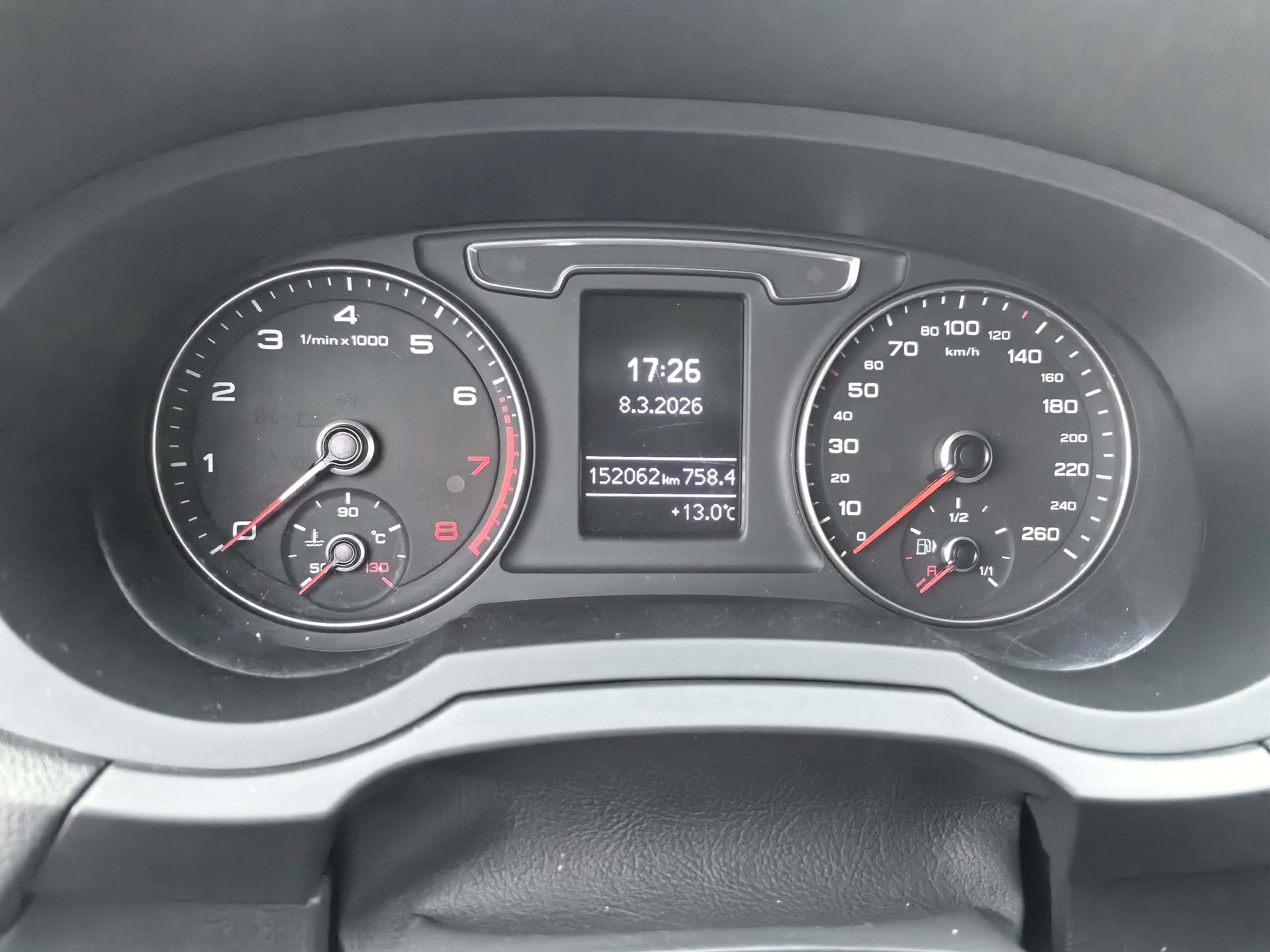 Audi Q3 2018 #9 Audi Q3 2018 car image #9