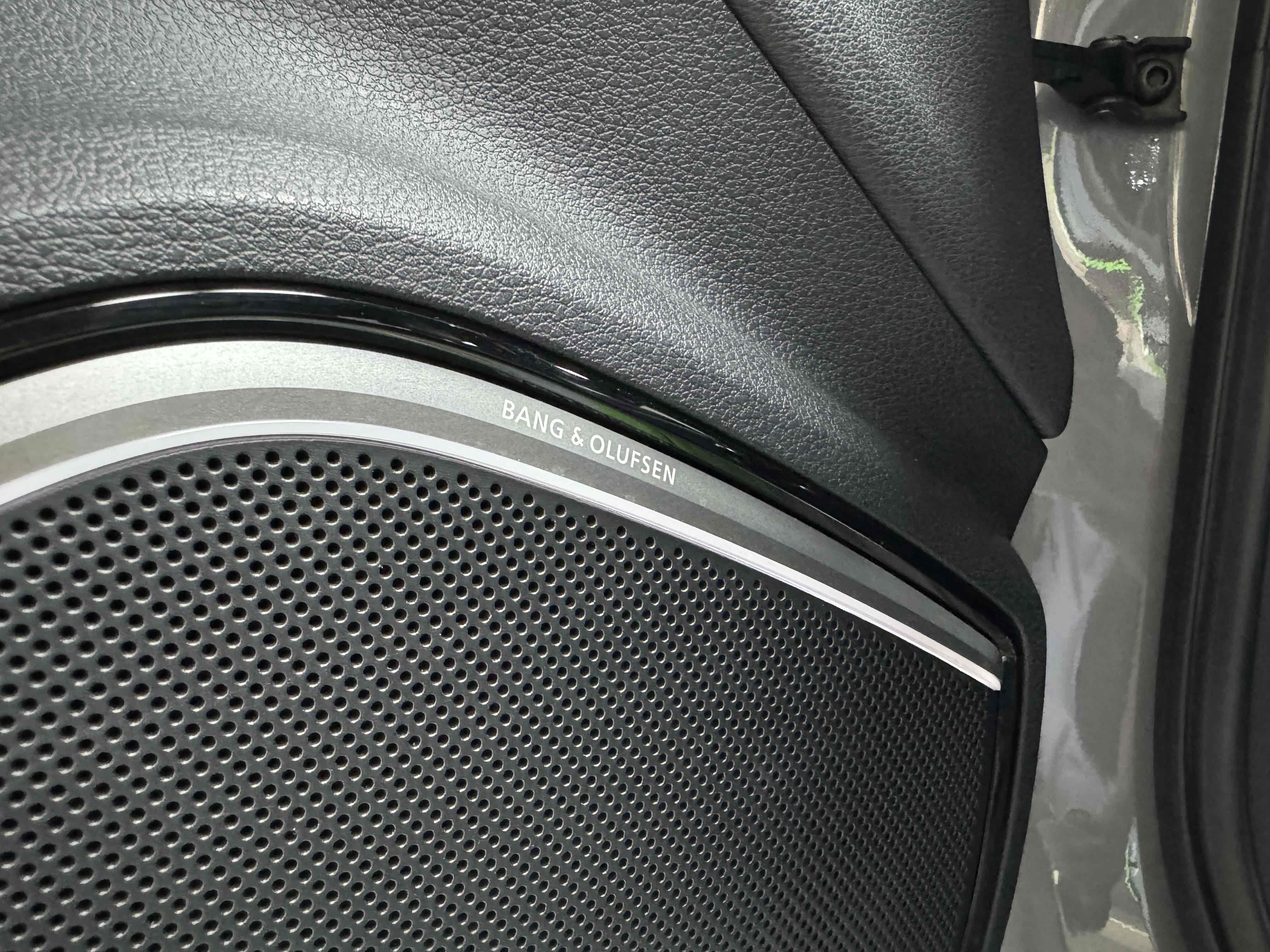 Audi RS 3 2018 car image #9