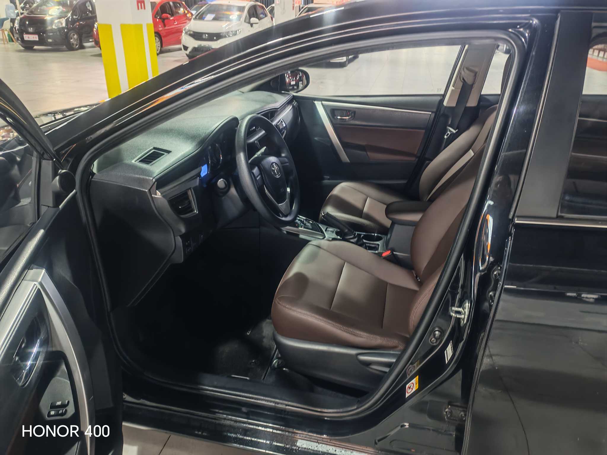 Toyota Corolla 2017 immagine di auto #9