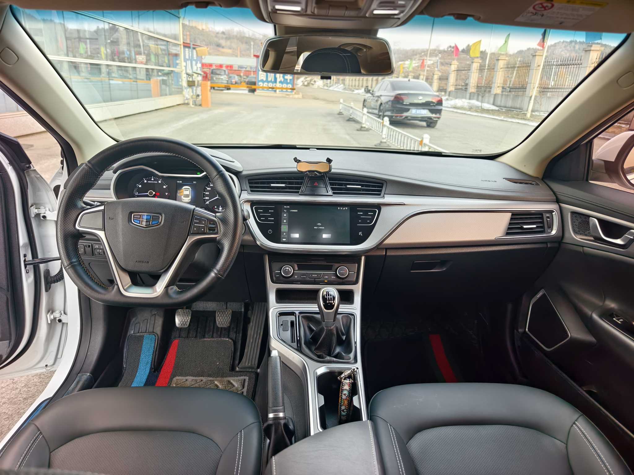 Emgrand GL 2019 car image #9