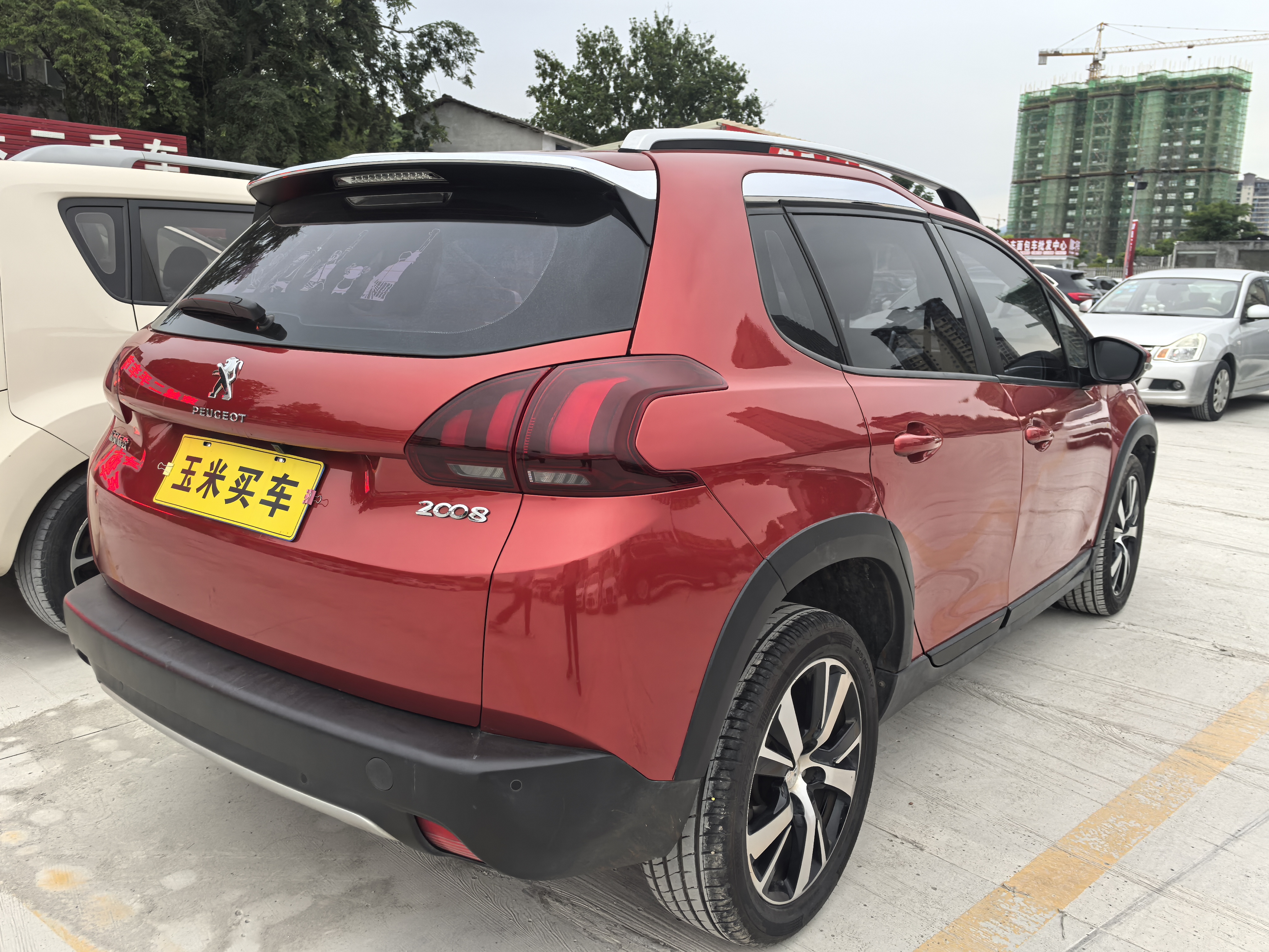 Peugeot 2008 2018 car image #9