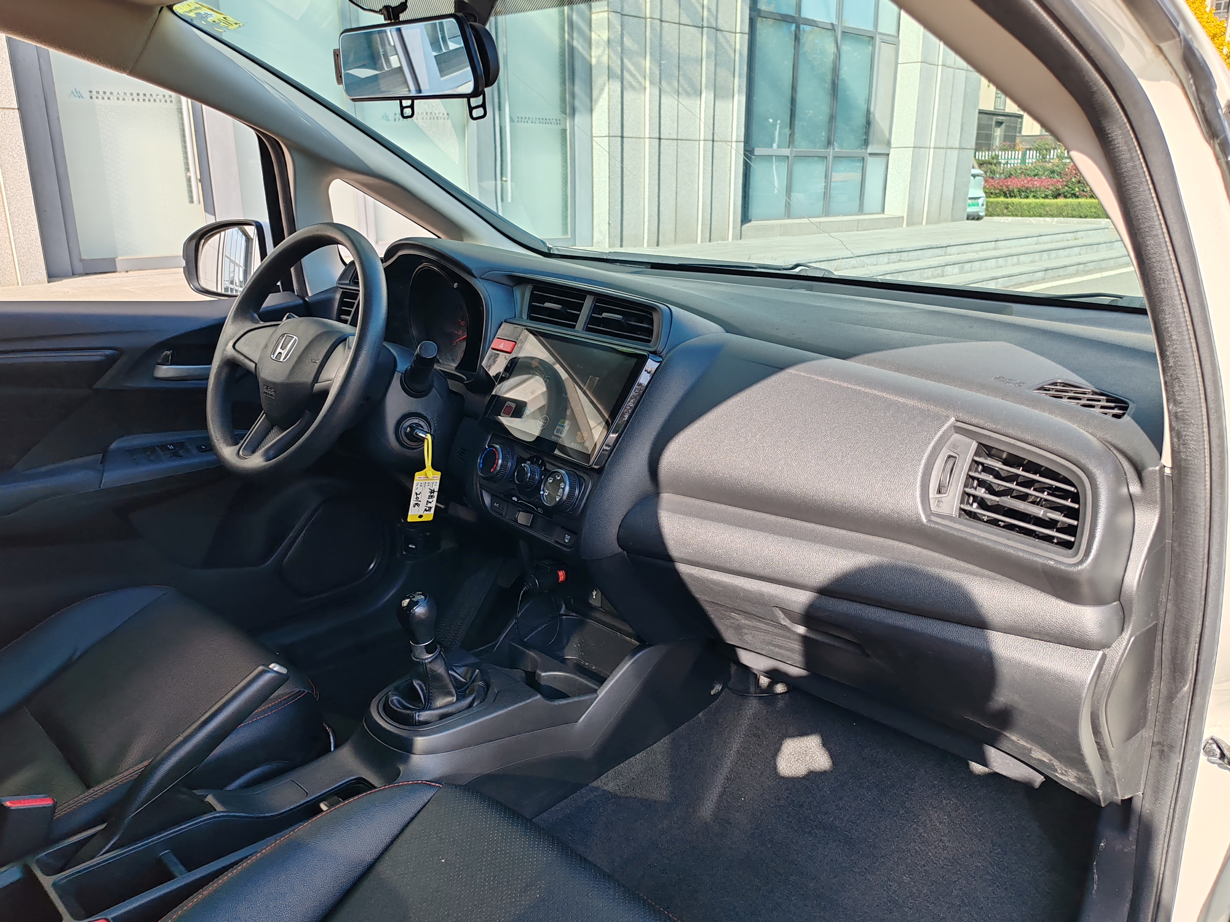 Honda Fit 2018 #9 Honda Fit 2018 car image #9