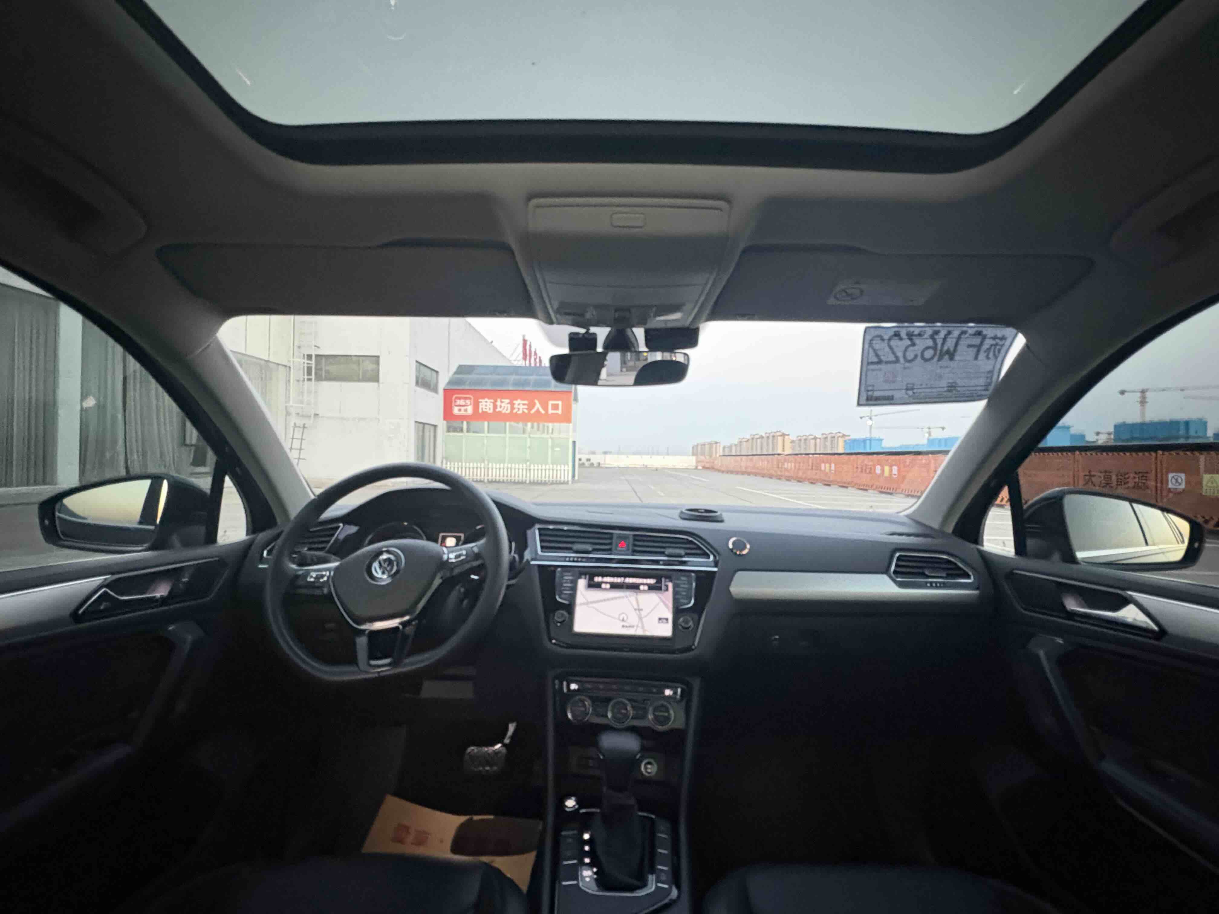 Volkswagen Tiguan L 2018 #9 Volkswagen Tiguan L 2018 car image #9