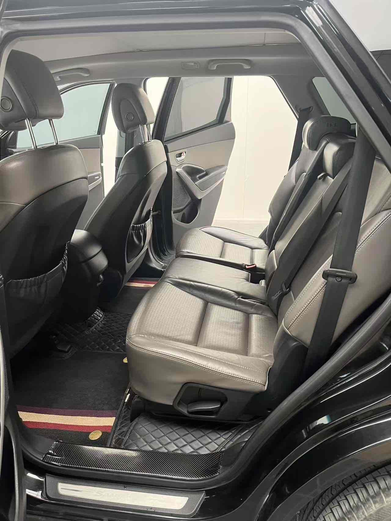 Hyundai Grand Santa Fe 2014 #9 Hyundai Grand Santa Fe 2014 car image #9